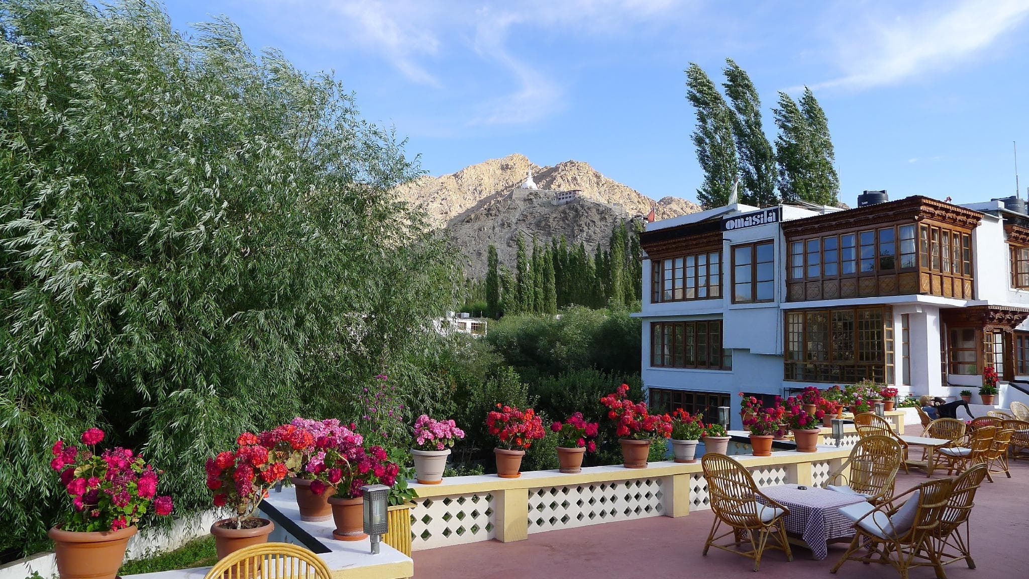Omasila Hotel photo 3