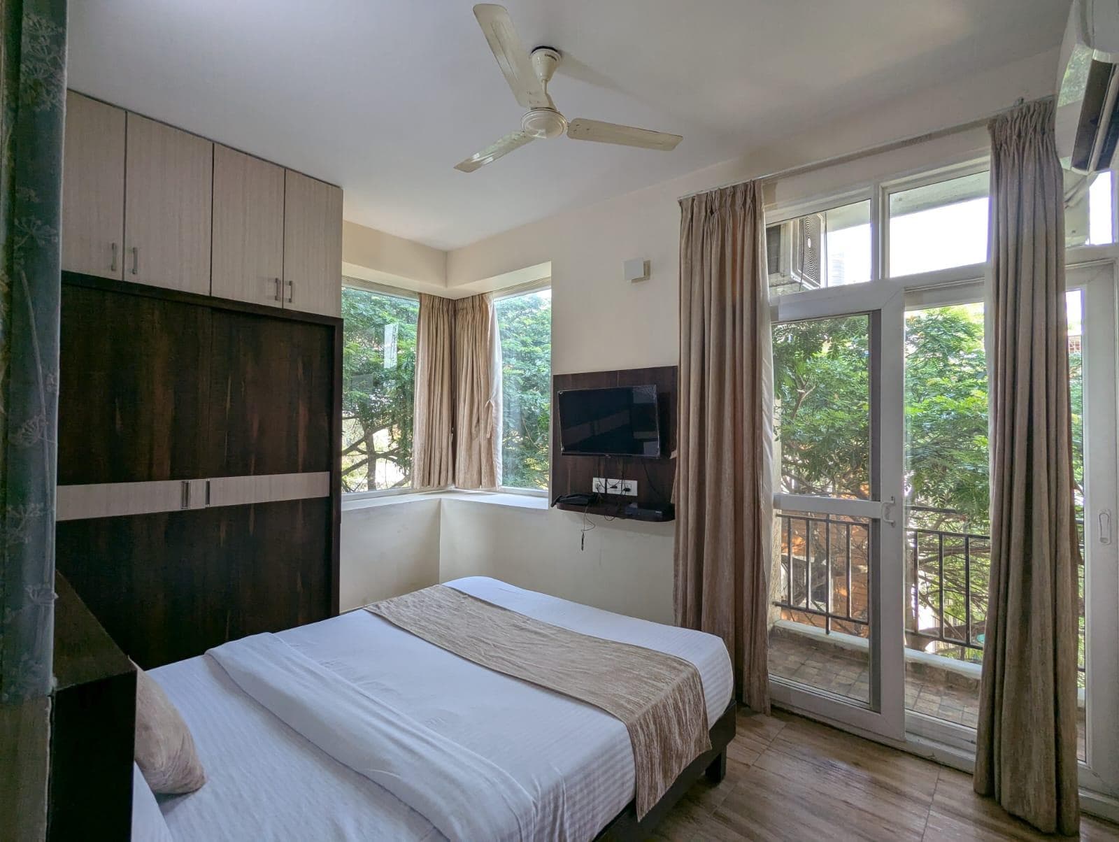 AVM Comforts Inn Bangalore photo 5