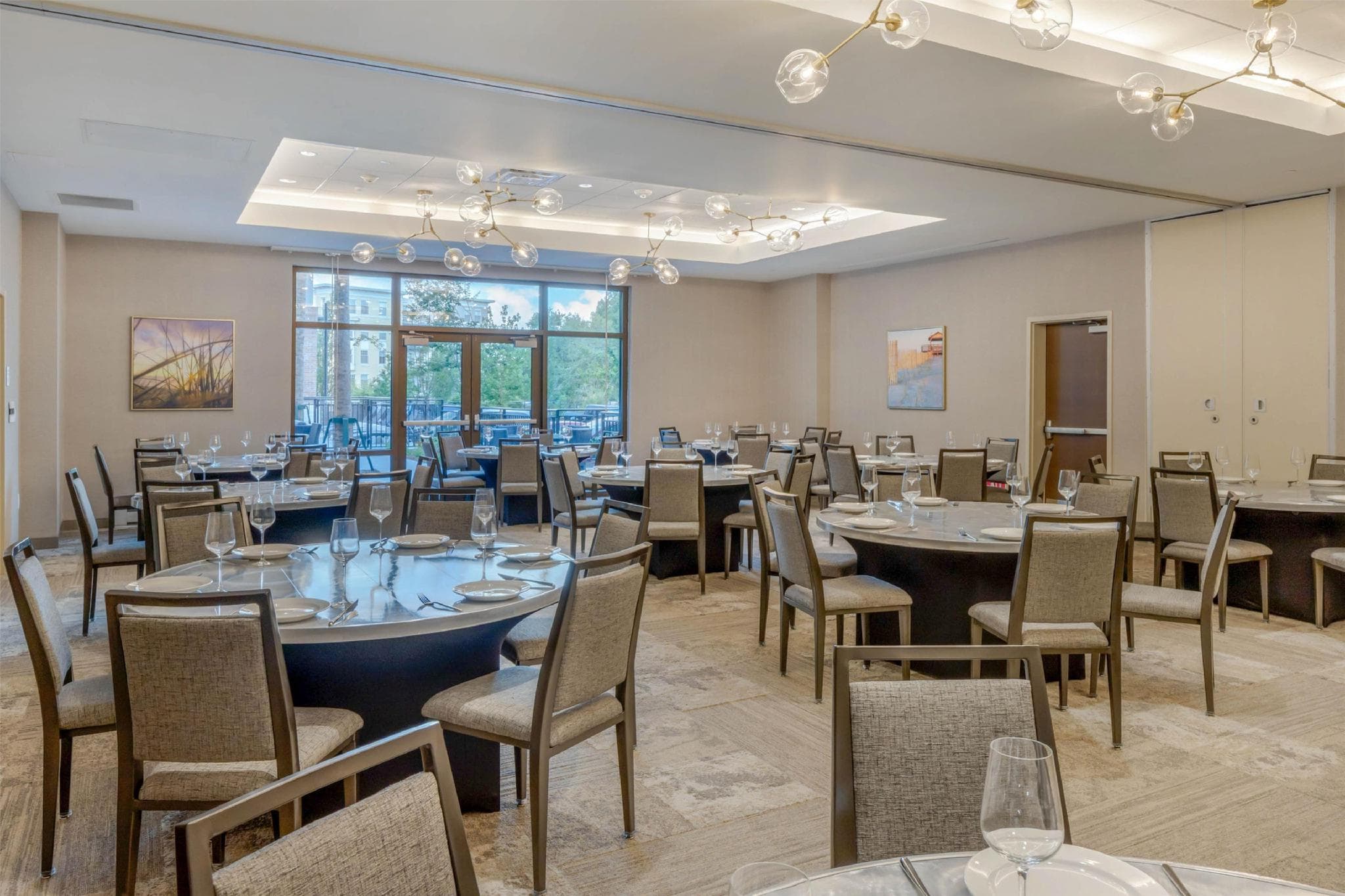 DoubleTree by Hilton Charleston Riverview photo 3