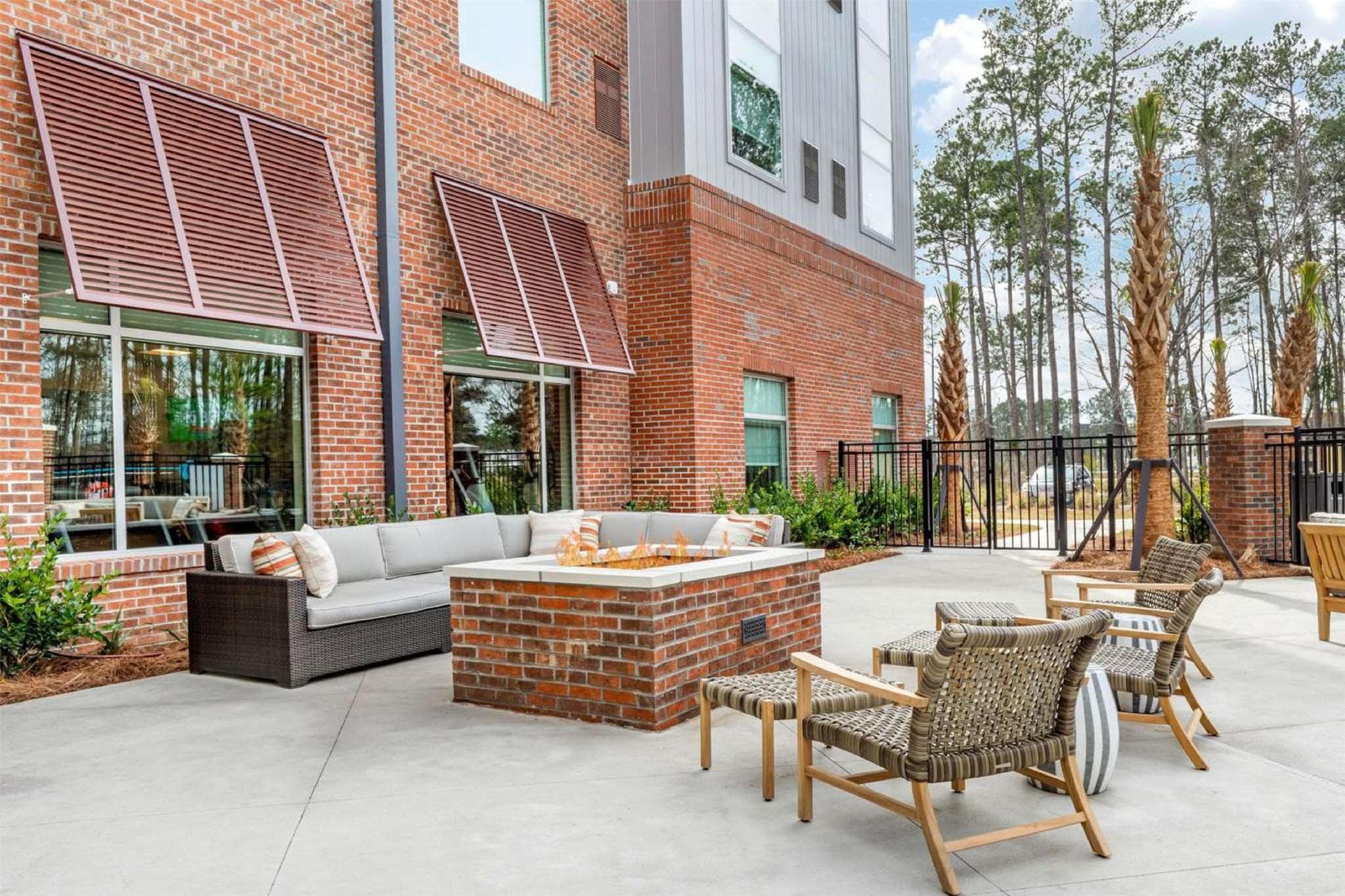 DoubleTree by Hilton Summerville Nexton photo 4