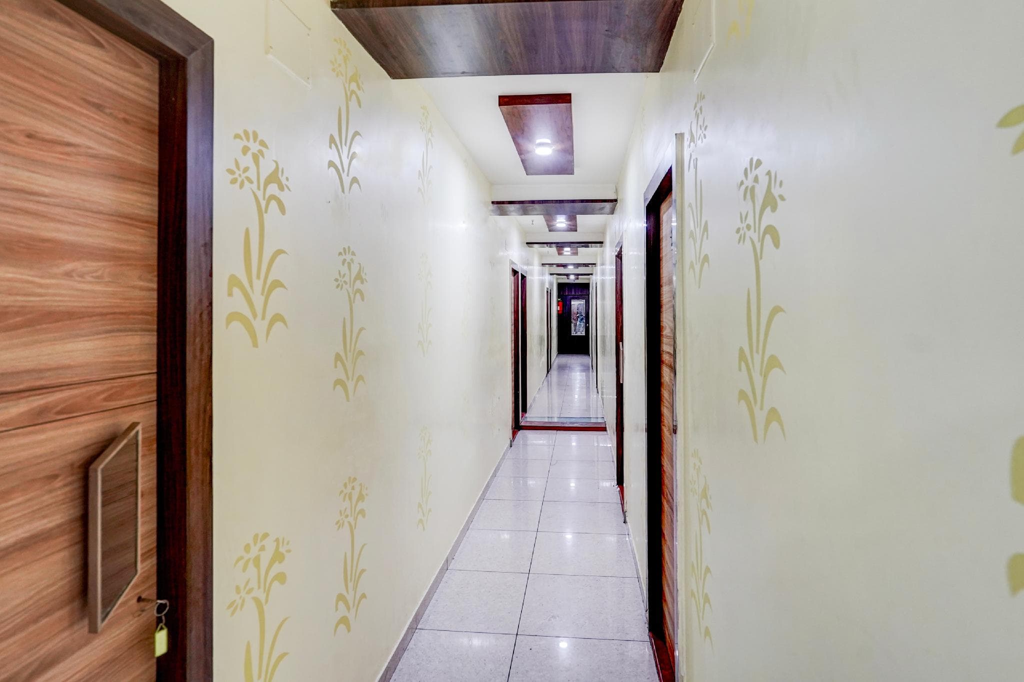 Hotel O Naroda GIDC Formerly Yuvraj photo 3