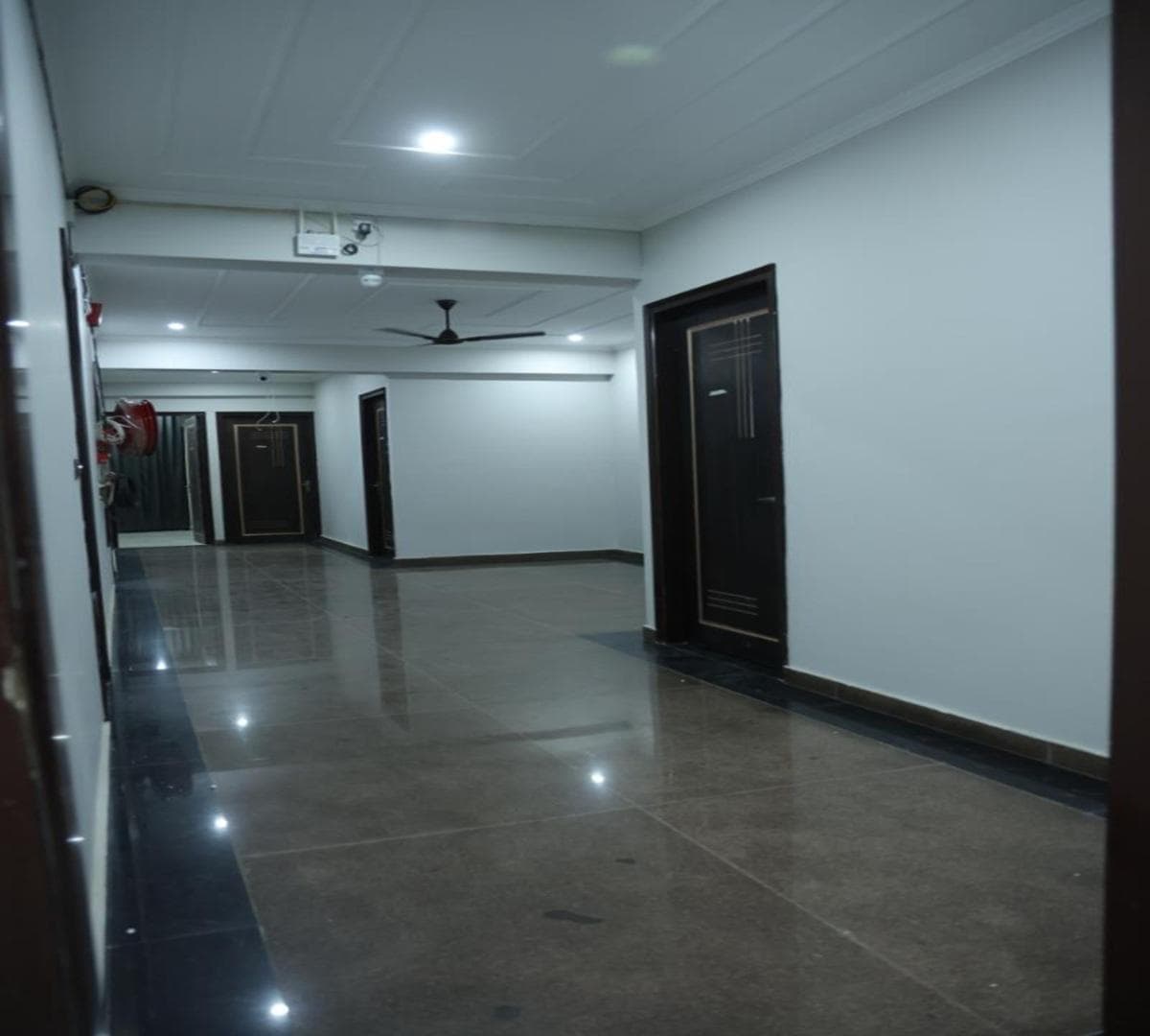 Radiant Blu Hotels Sec-70