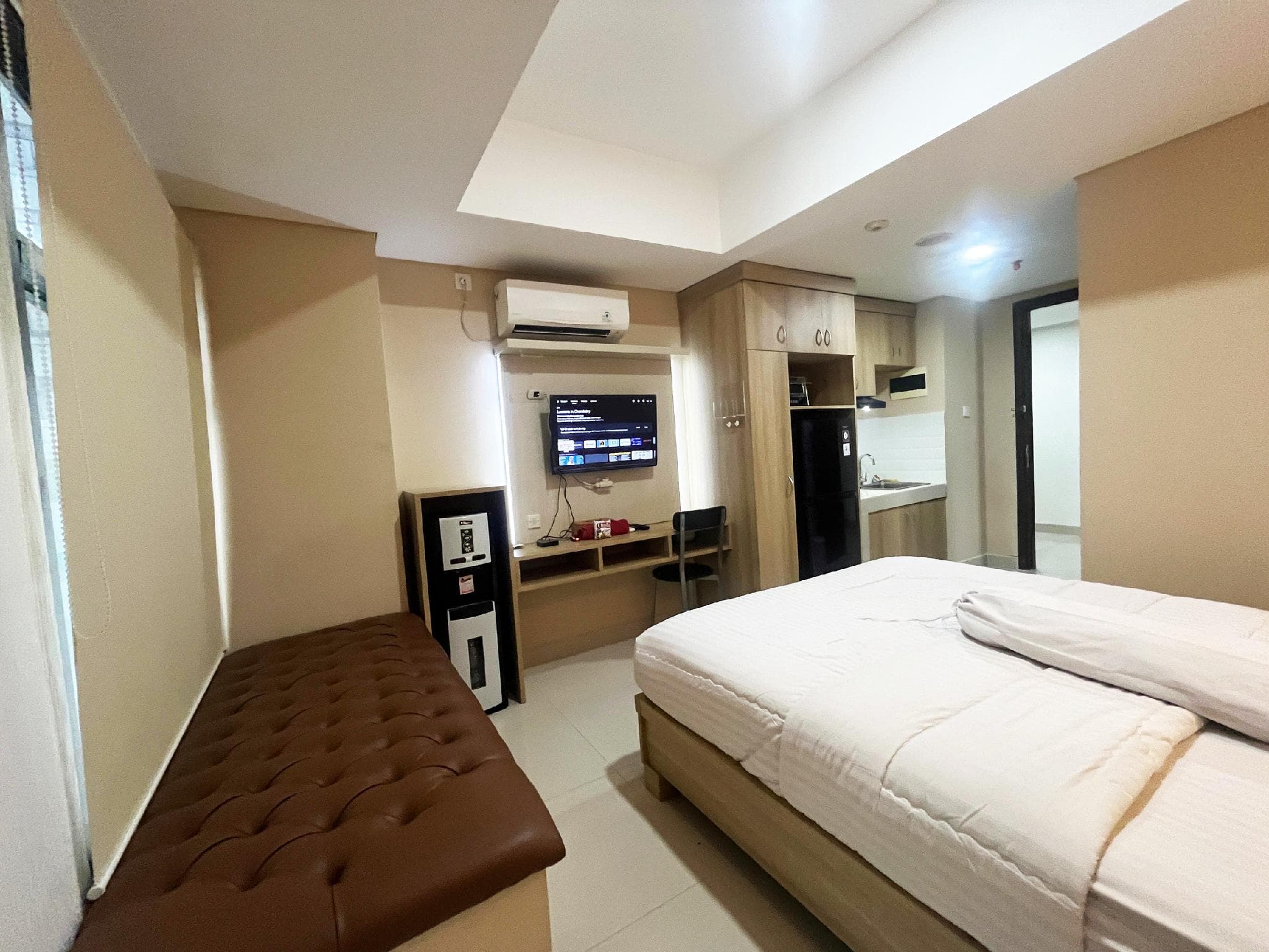 Pollux Chadstone Apartemen by Namastay Inn