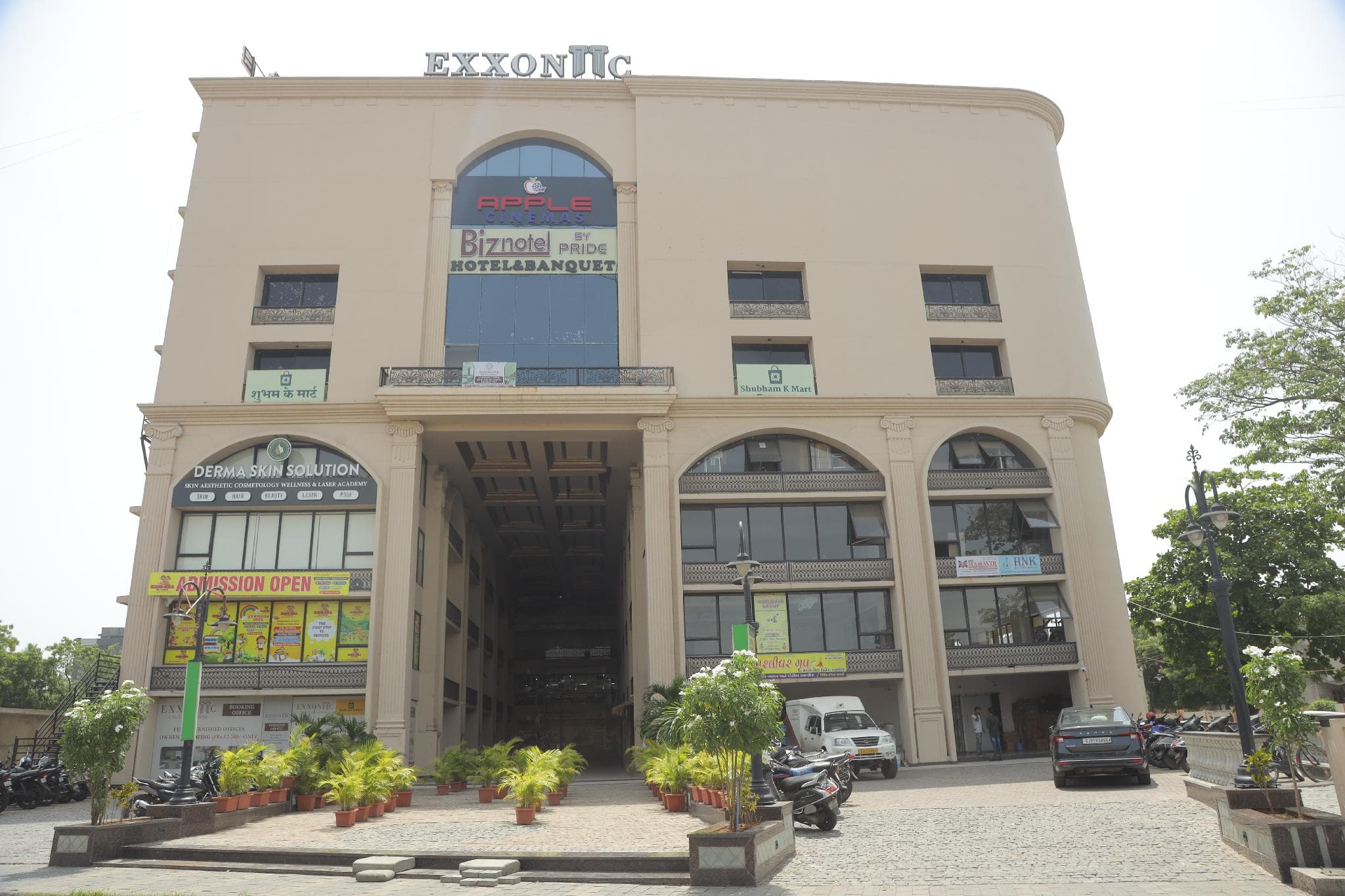 Biznotel by Pride Surat photo 3
