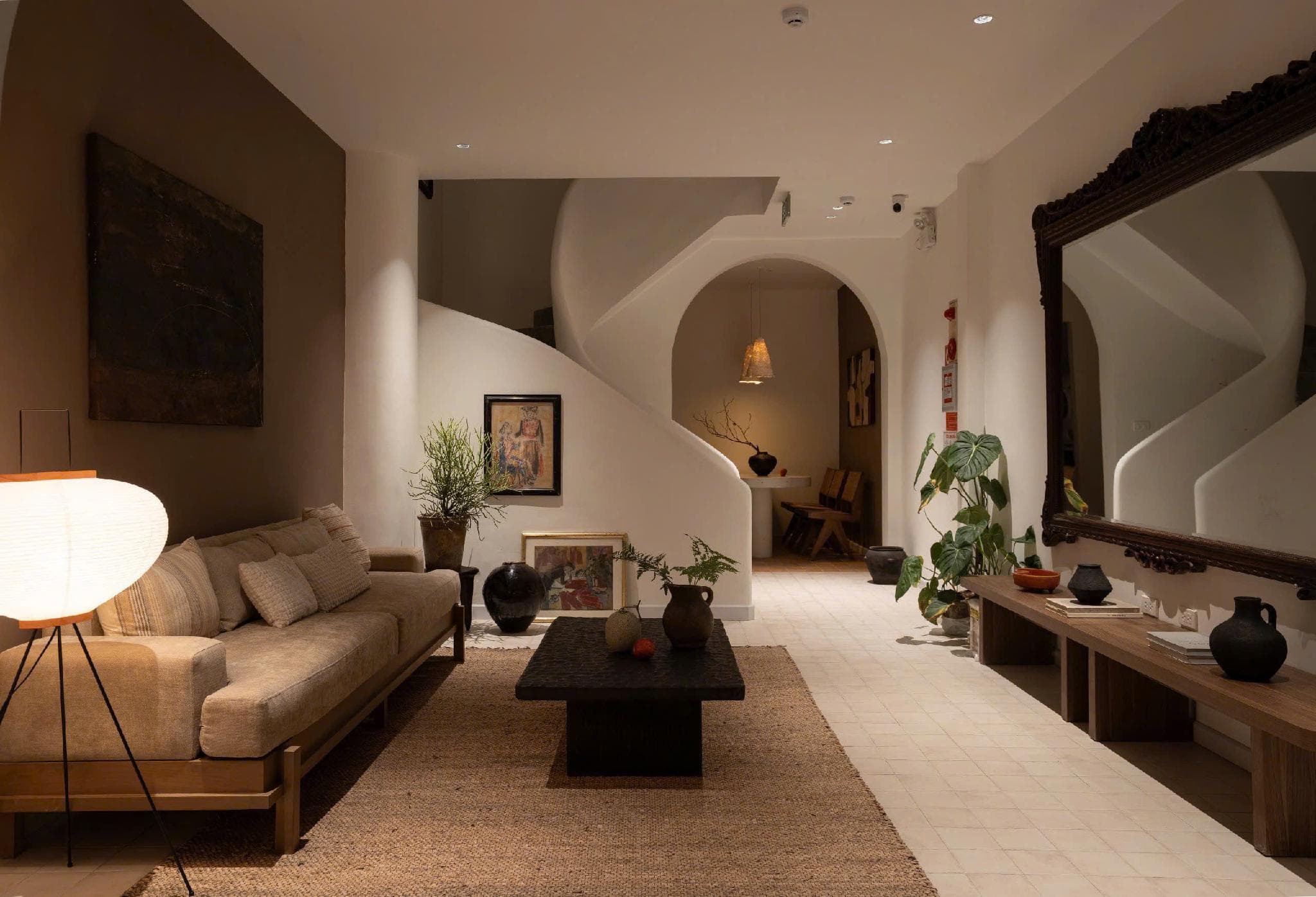 A STAY IN HÀ NỘI