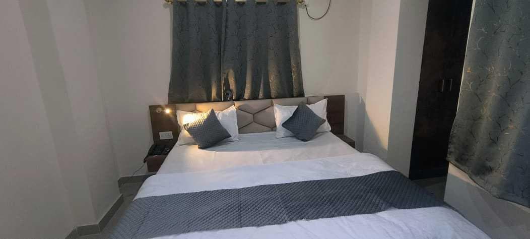 [Day Stay - 12 Hrs Slot : 8 AM to 8 PM] Collection O Collection O Kumhrar Archeological Park Hotel K photo 2
