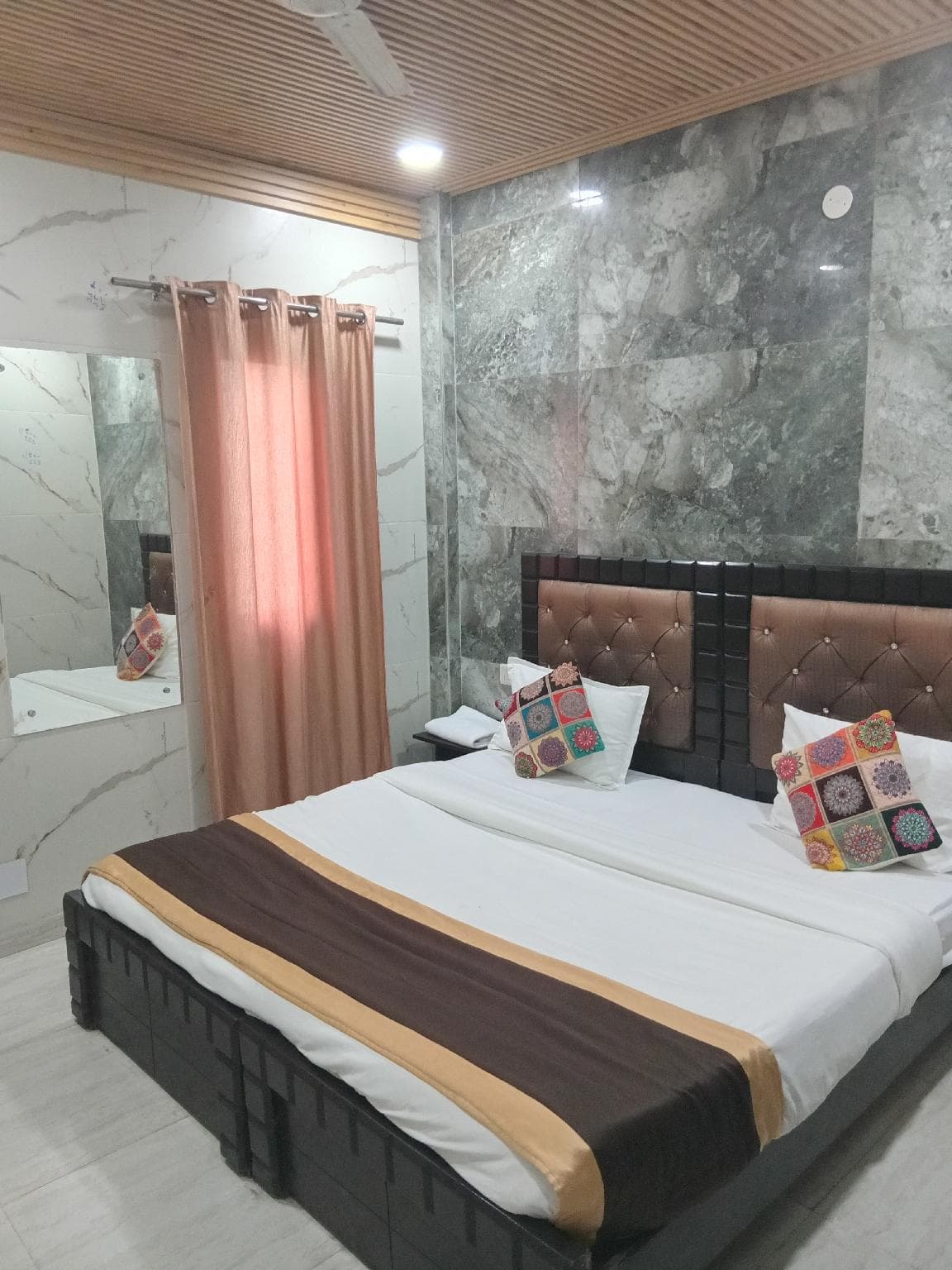 Hotel Metro Residency Kalkaji photo 2