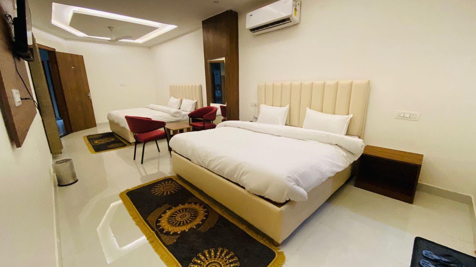 Hotel Ratti INN photo 5