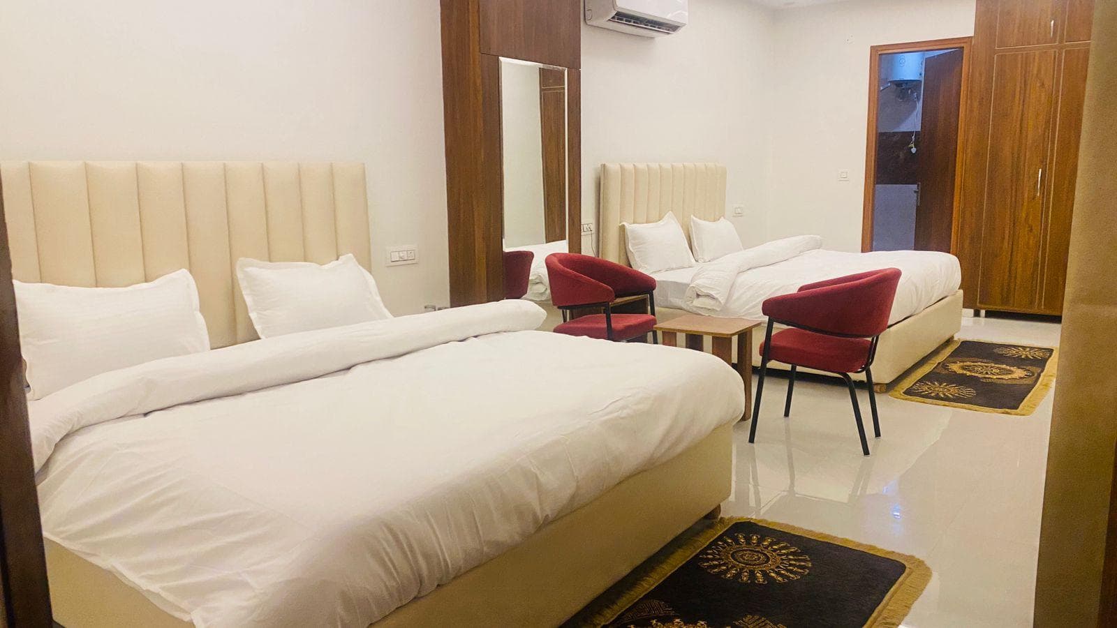 Hotel Ratti INN photo 3