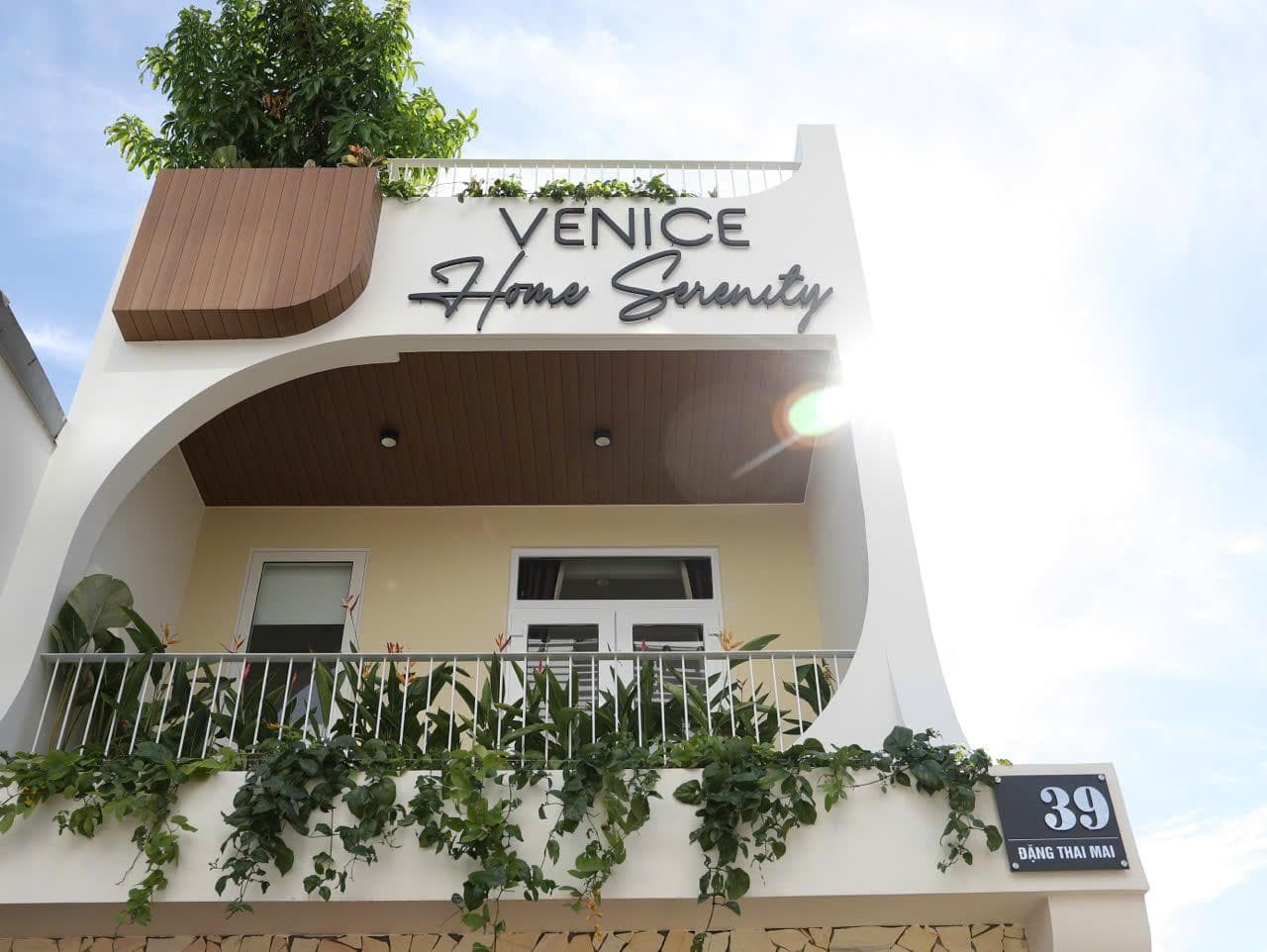 Venice Home Serenity