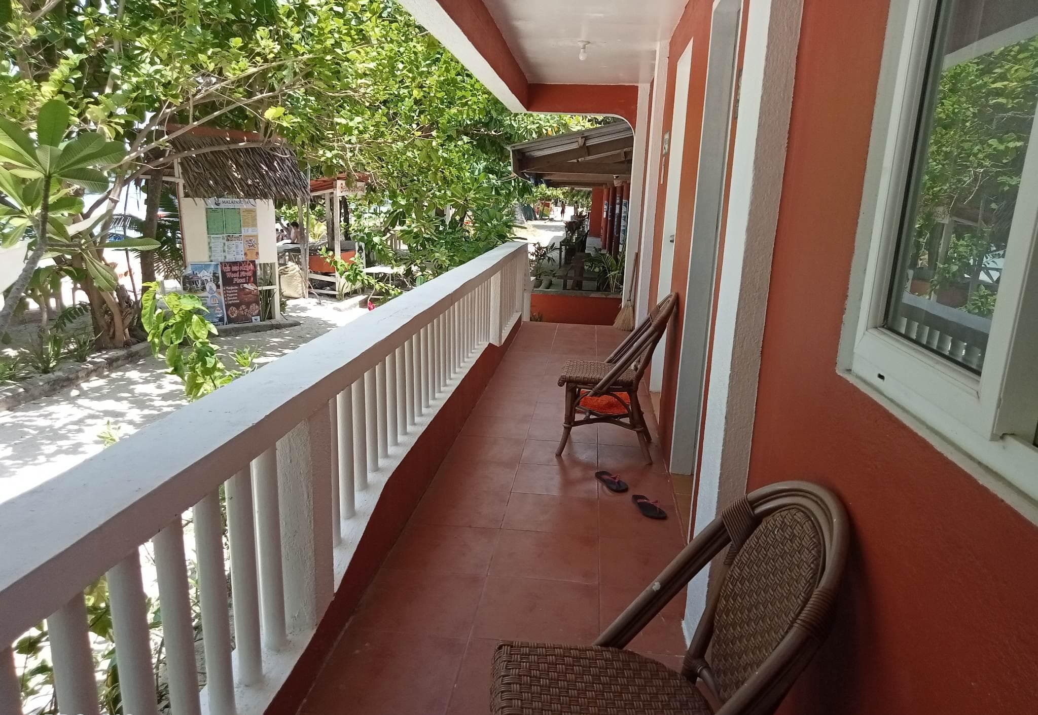 Malapascua Beach & Dive Resort photo 2