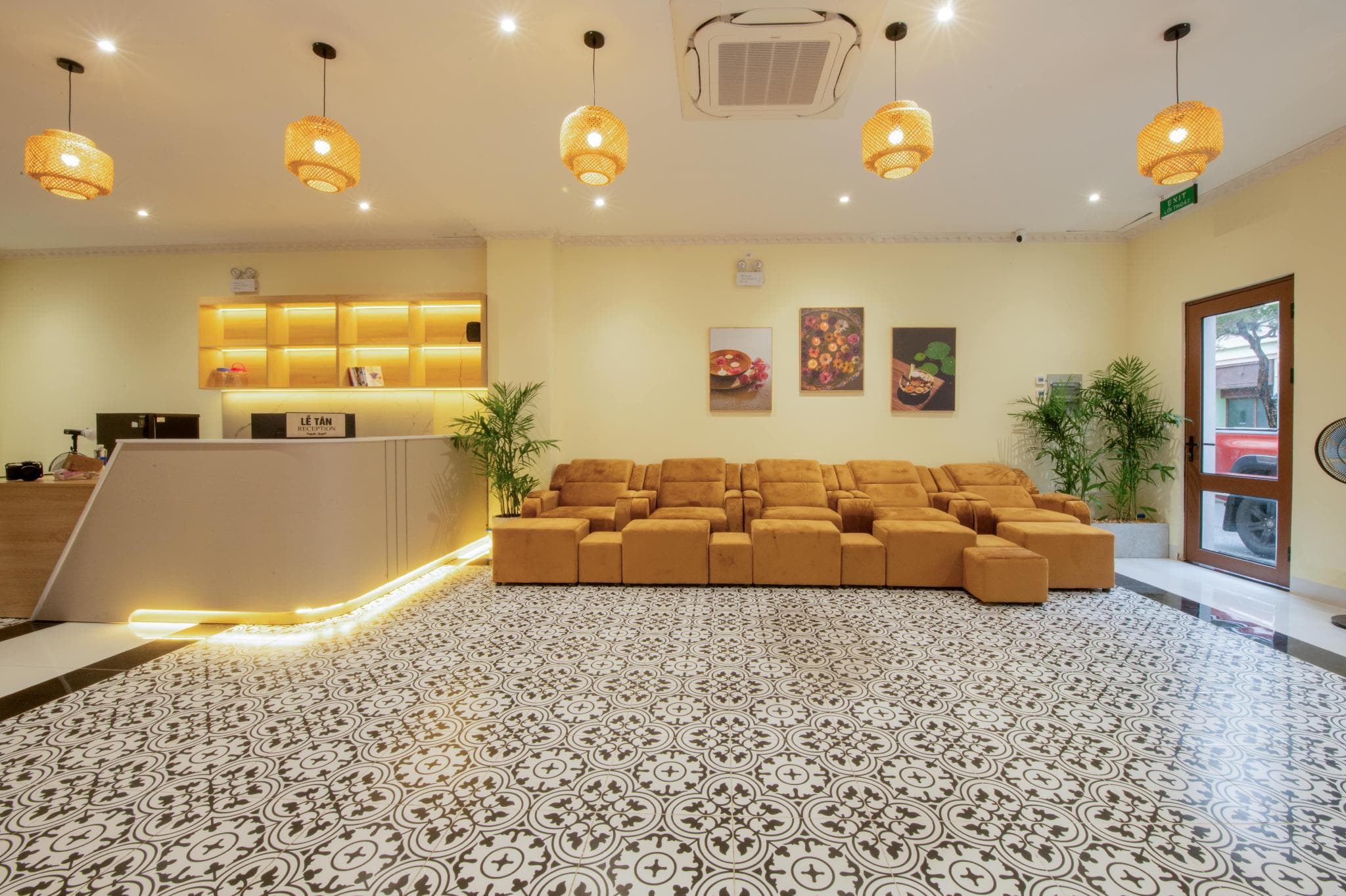 Linh's Boutique Hotel photo 5