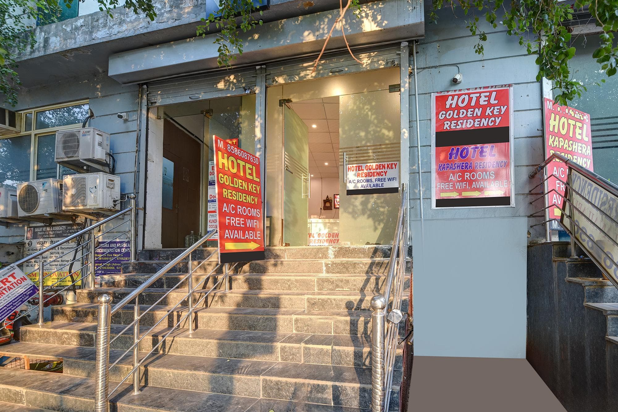 FabHotel Golden Key Residency photo 4