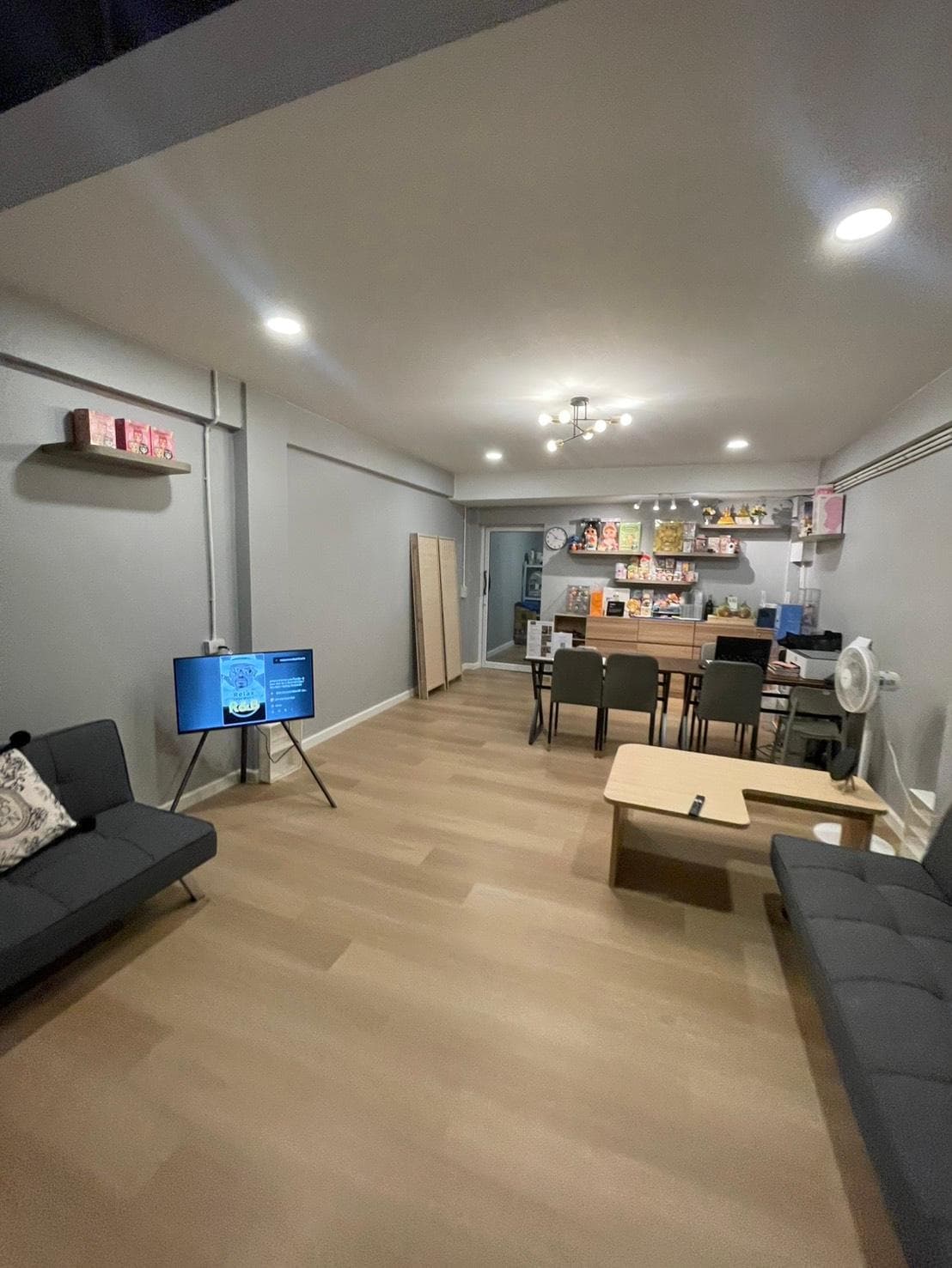 B24 HOSTEL photo 4