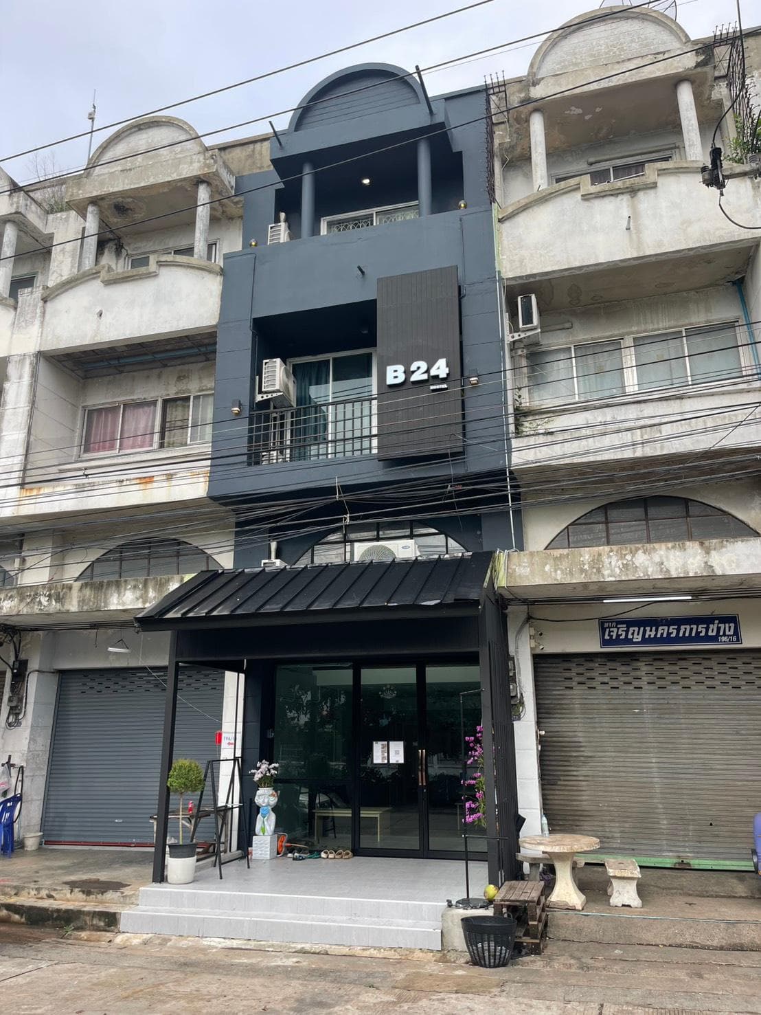 B24 HOSTEL photo 3