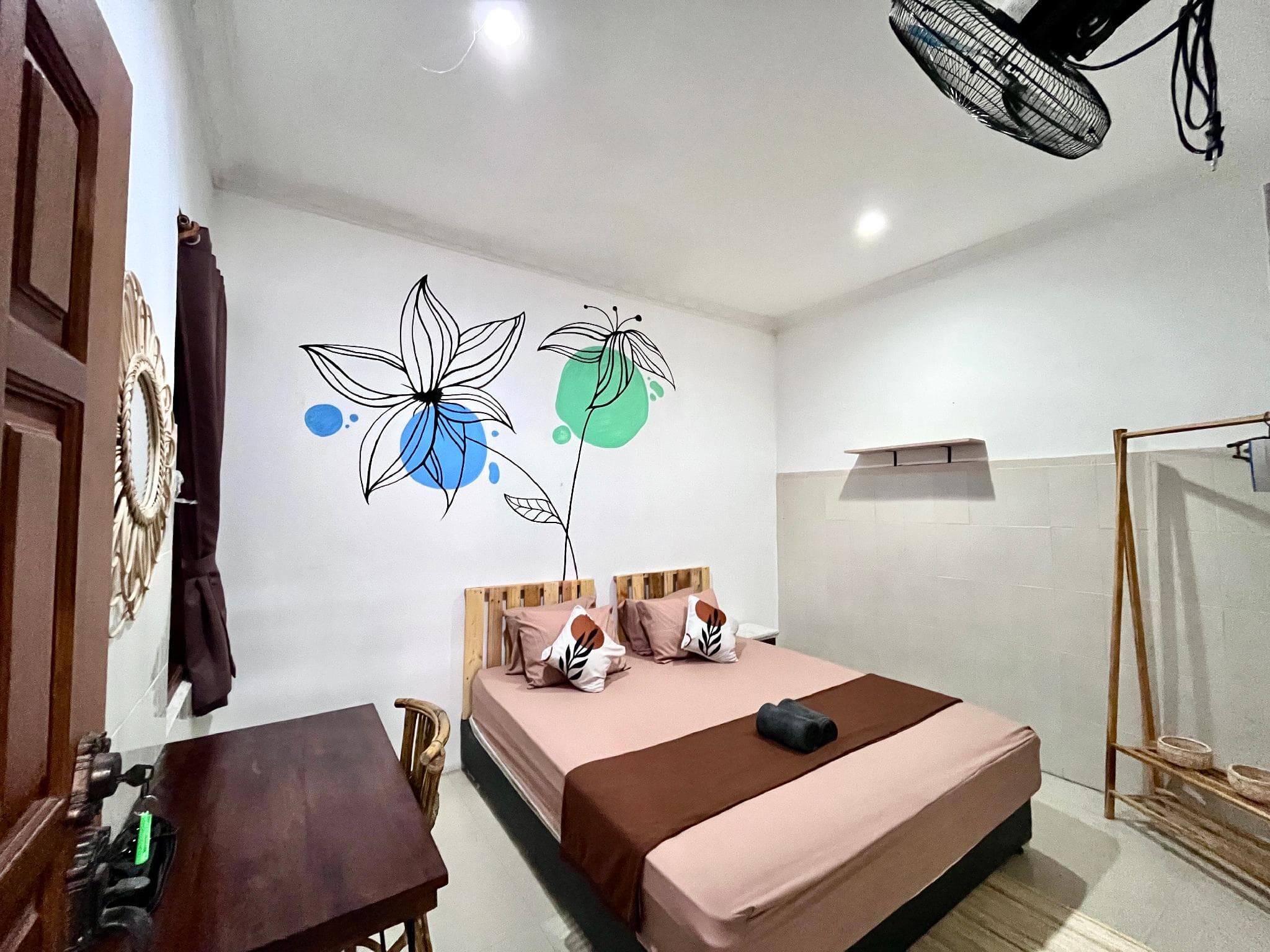 Bromo Breeze Malang Hostel photo 2