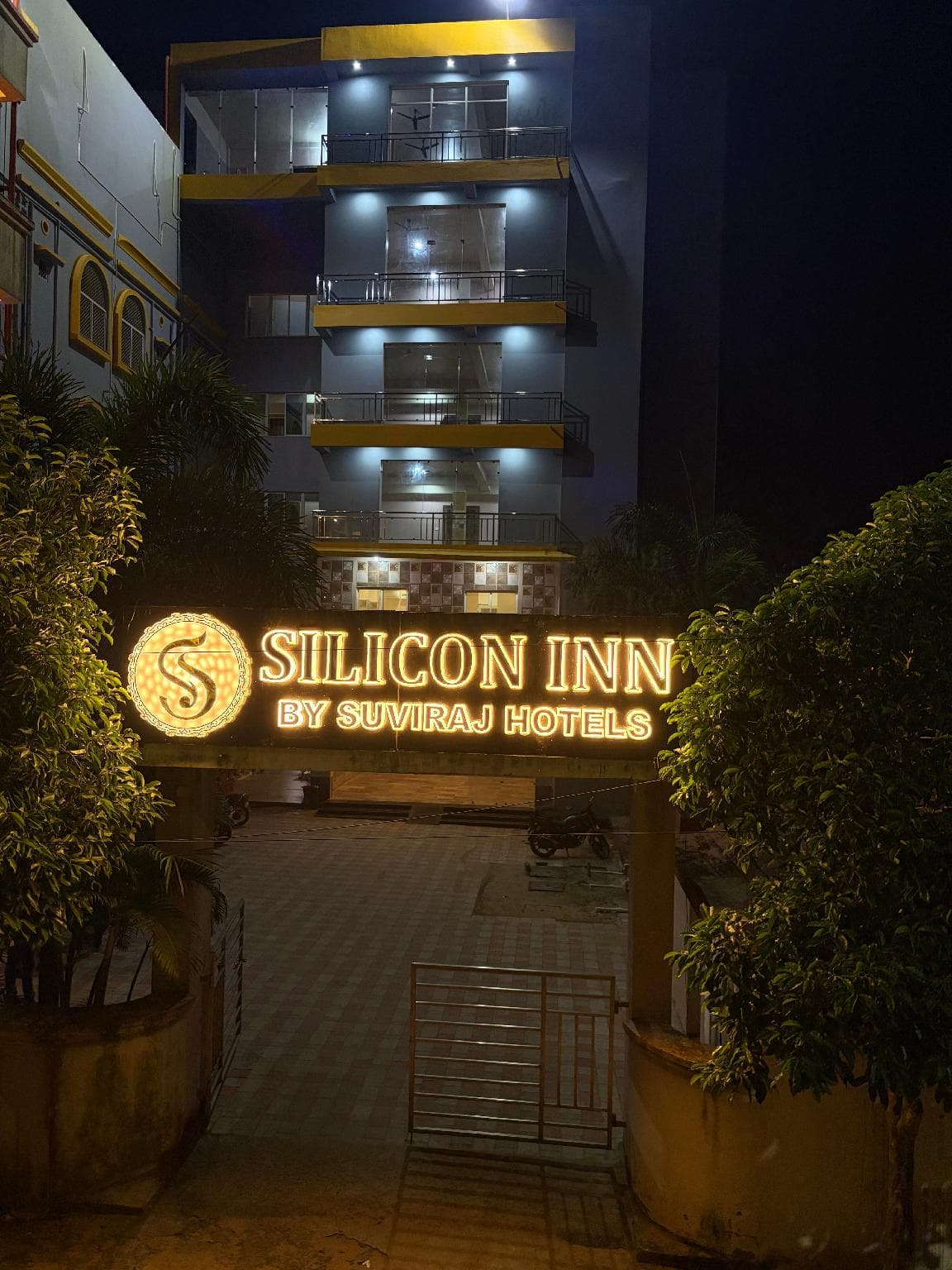 Silicon Inn By Suviraj Hotels photo 4
