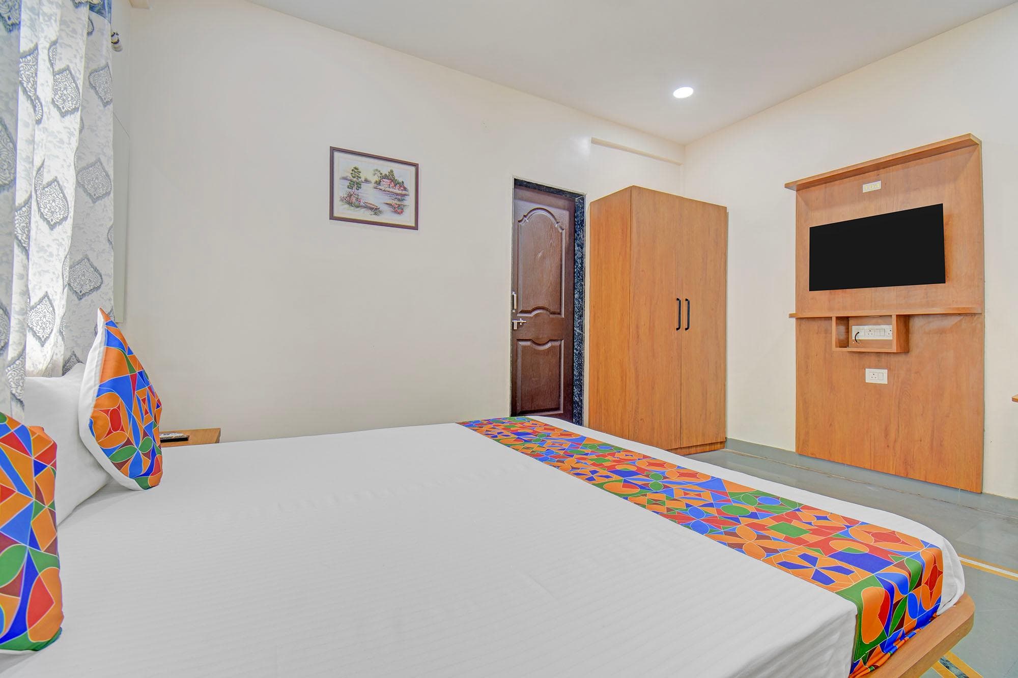 Via Kanak Executive photo 4