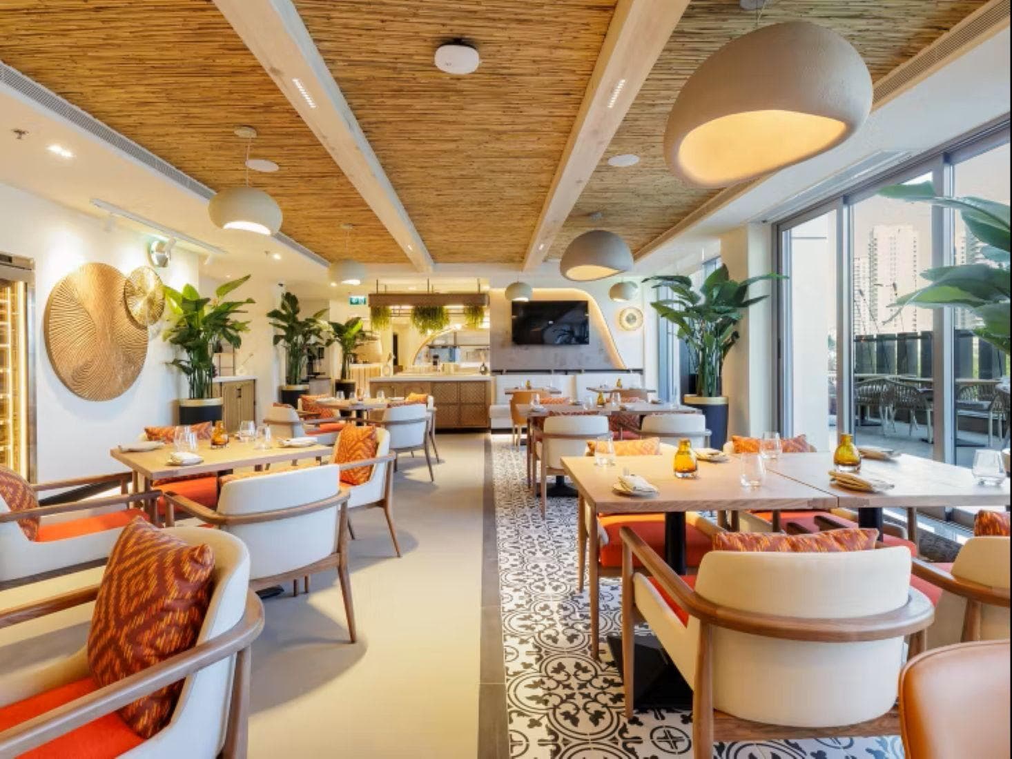 Holiday Inn Dubai Jumeirah Village Circle by IHG photo 4