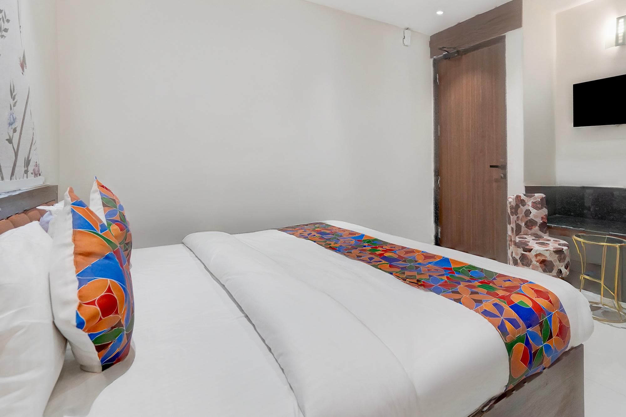 FabHotel Eraya photo 5