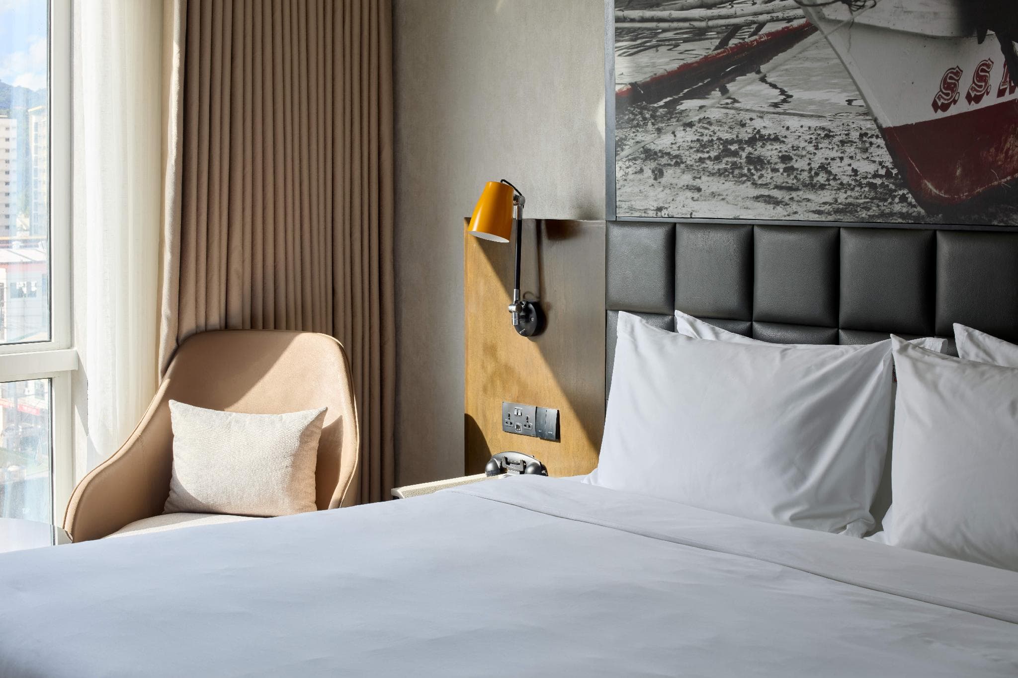 Radisson RED Cebu Mandaue photo 4