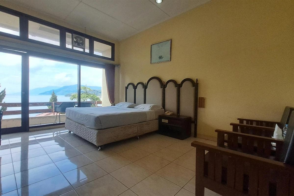 Hermina Hotel Parapat photo 2