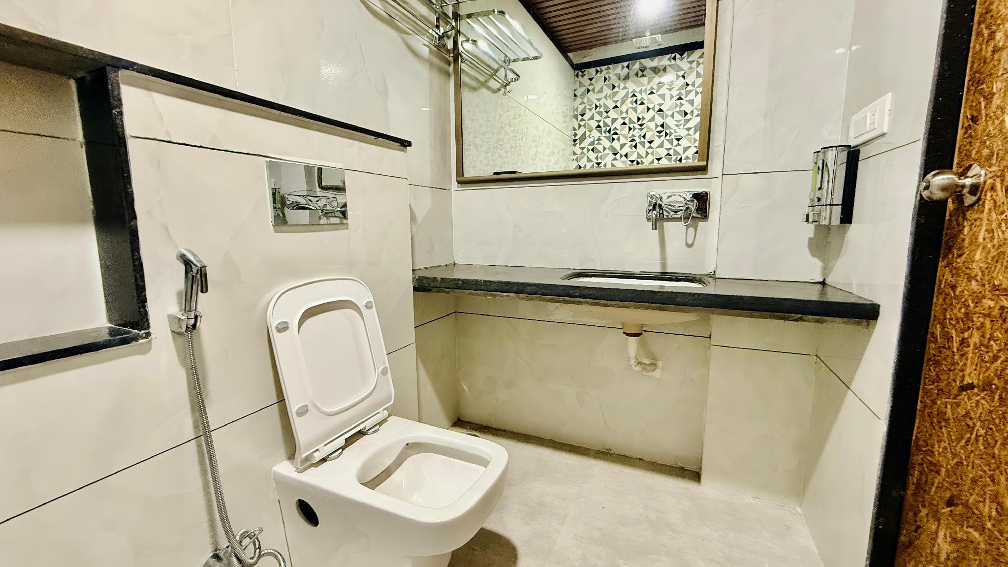 HOTEL MANGALAM REGENCY photo 3