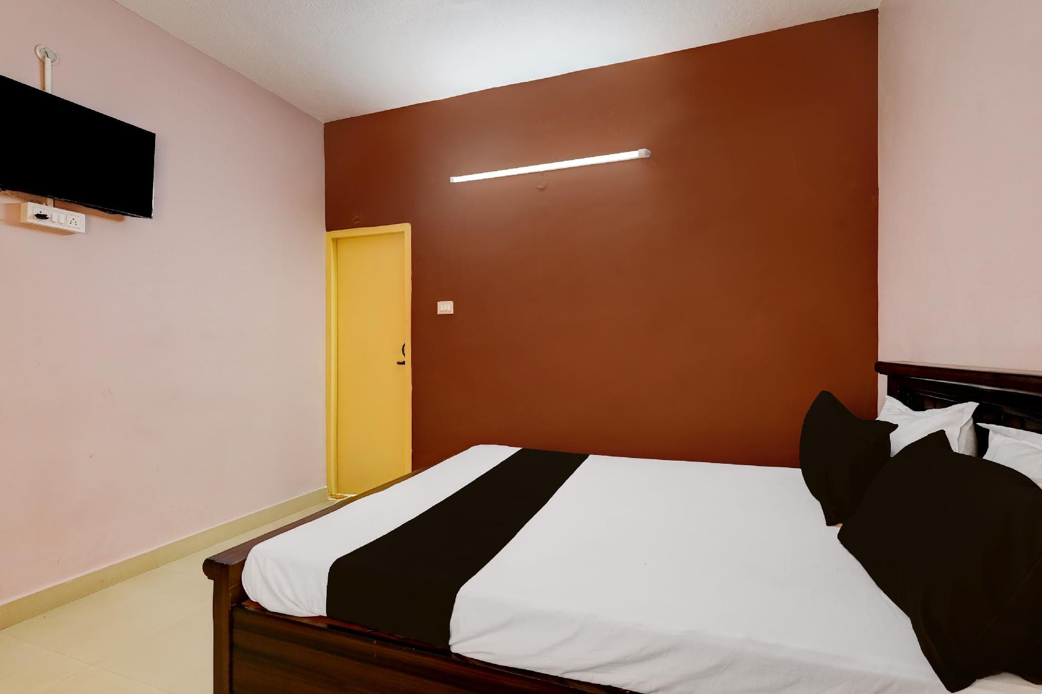 Hotel O Ramachandra Hospital Porur Formerly Raj Mahal photo 2
