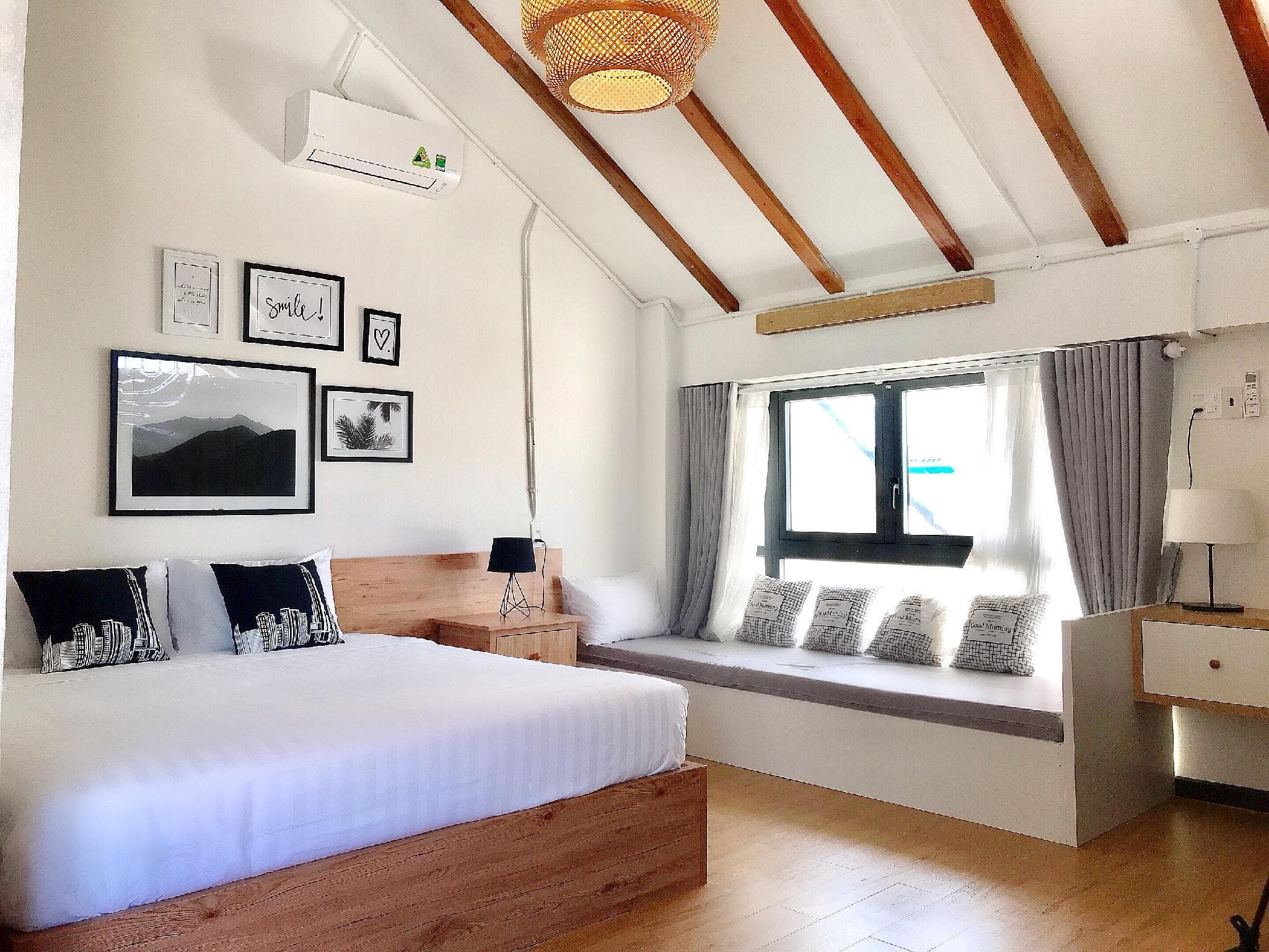 Daisy House photo 2