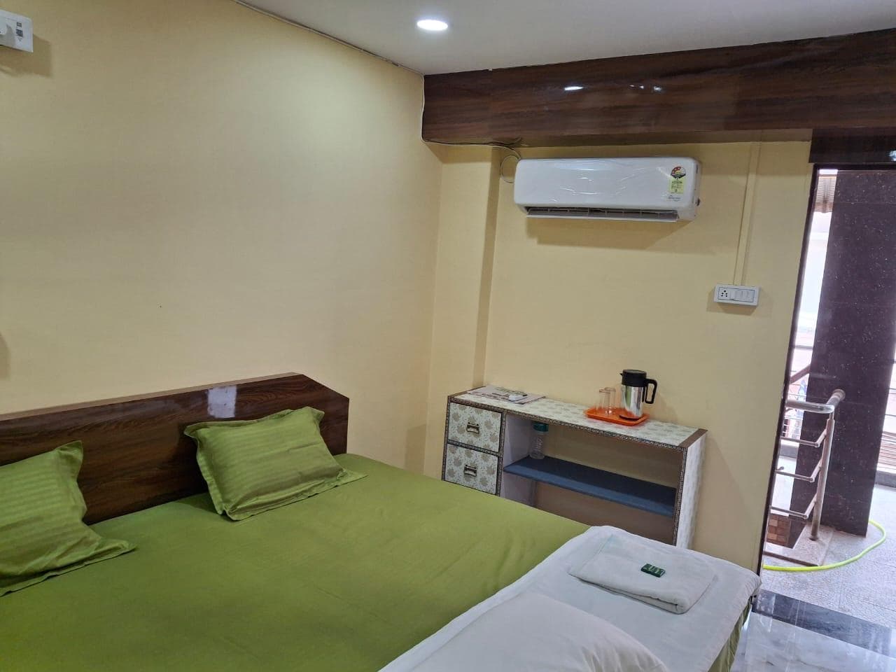 Hotel Omkar Residency photo 2