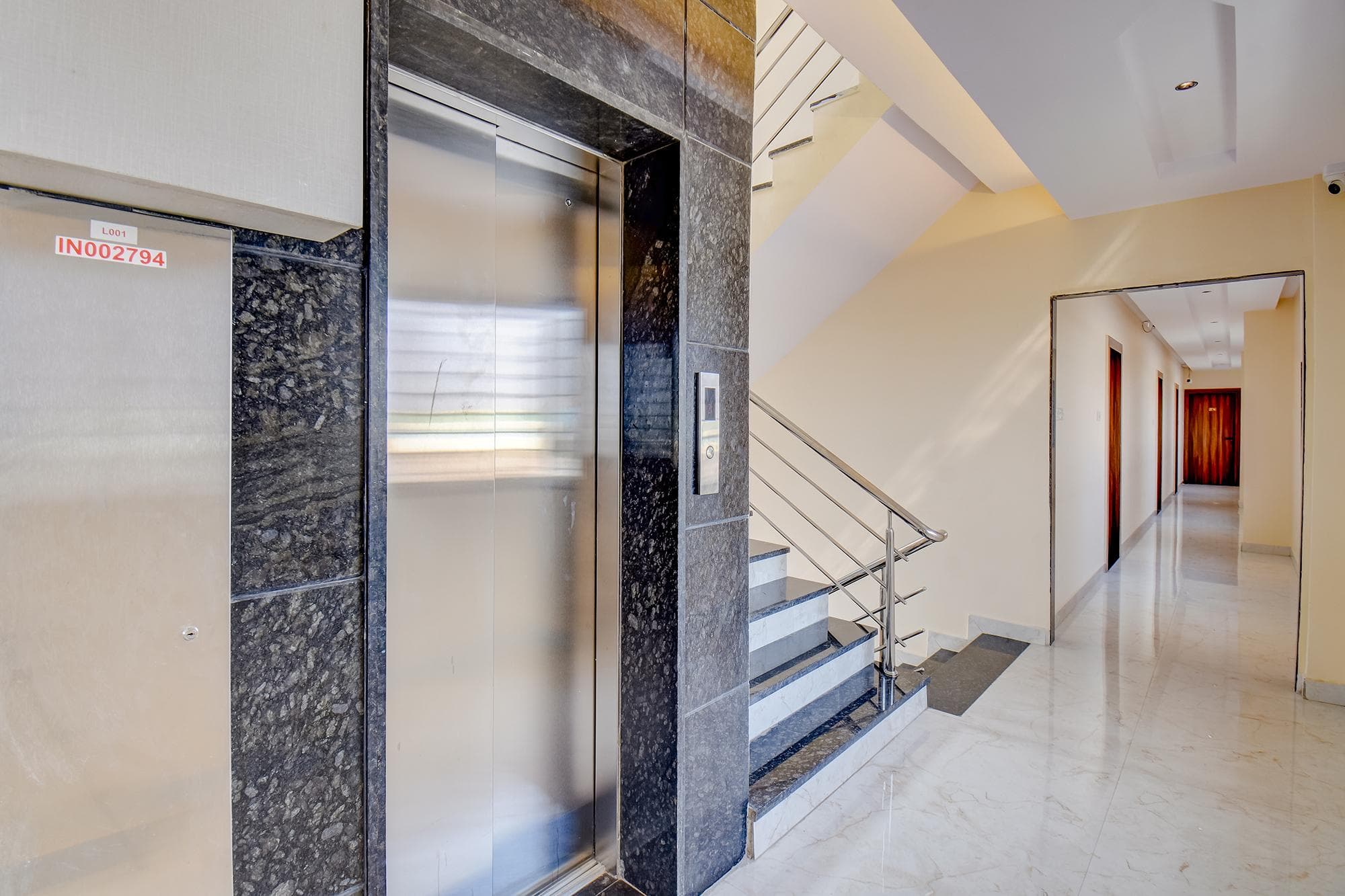 FabHotel Ayodhya photo 3