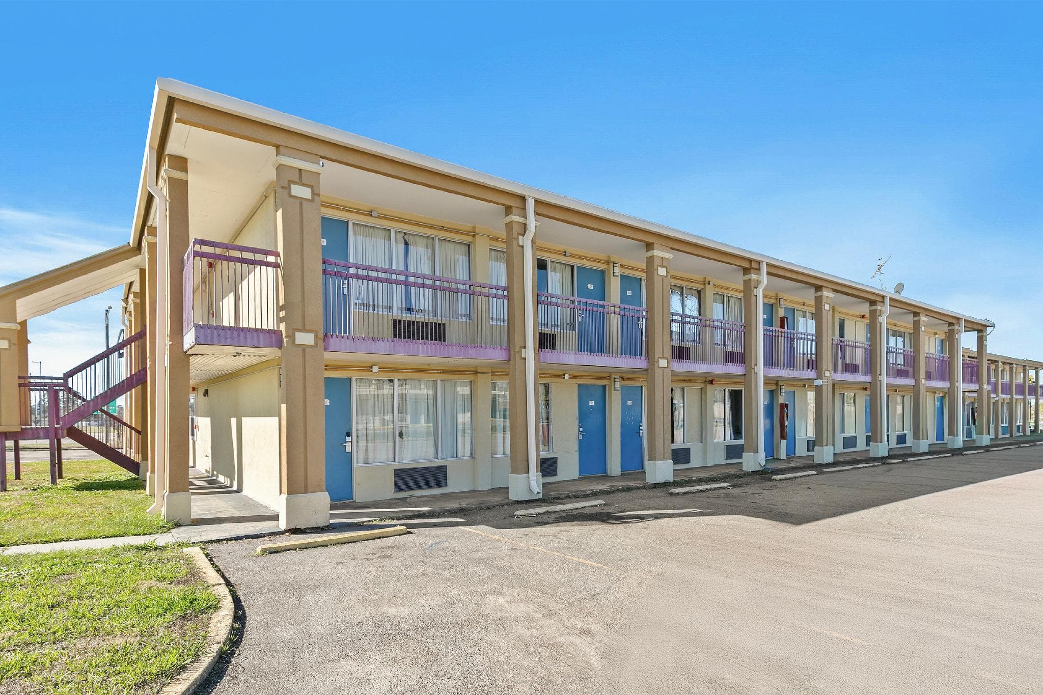 Luxury Inn By Hotel O Hattiesburg, MS photo 4