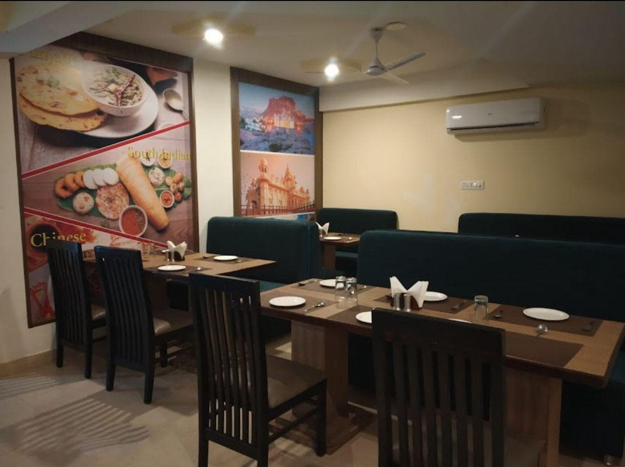 Raj Hotel By Rao photo 4