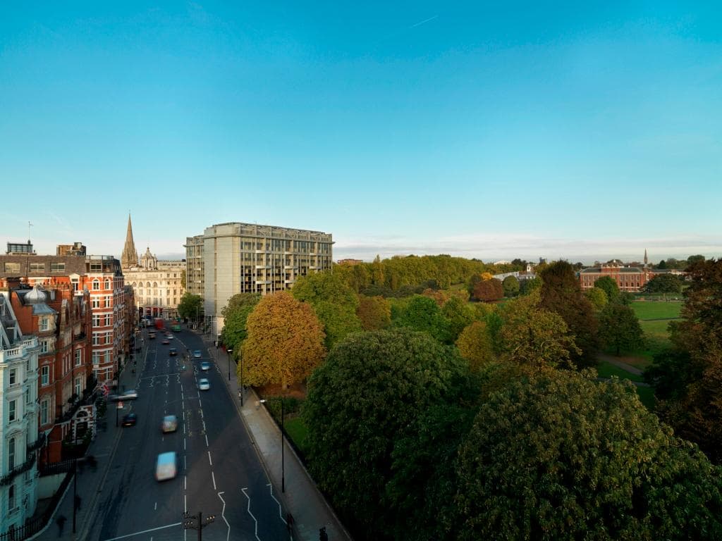 Royal Garden Hotel