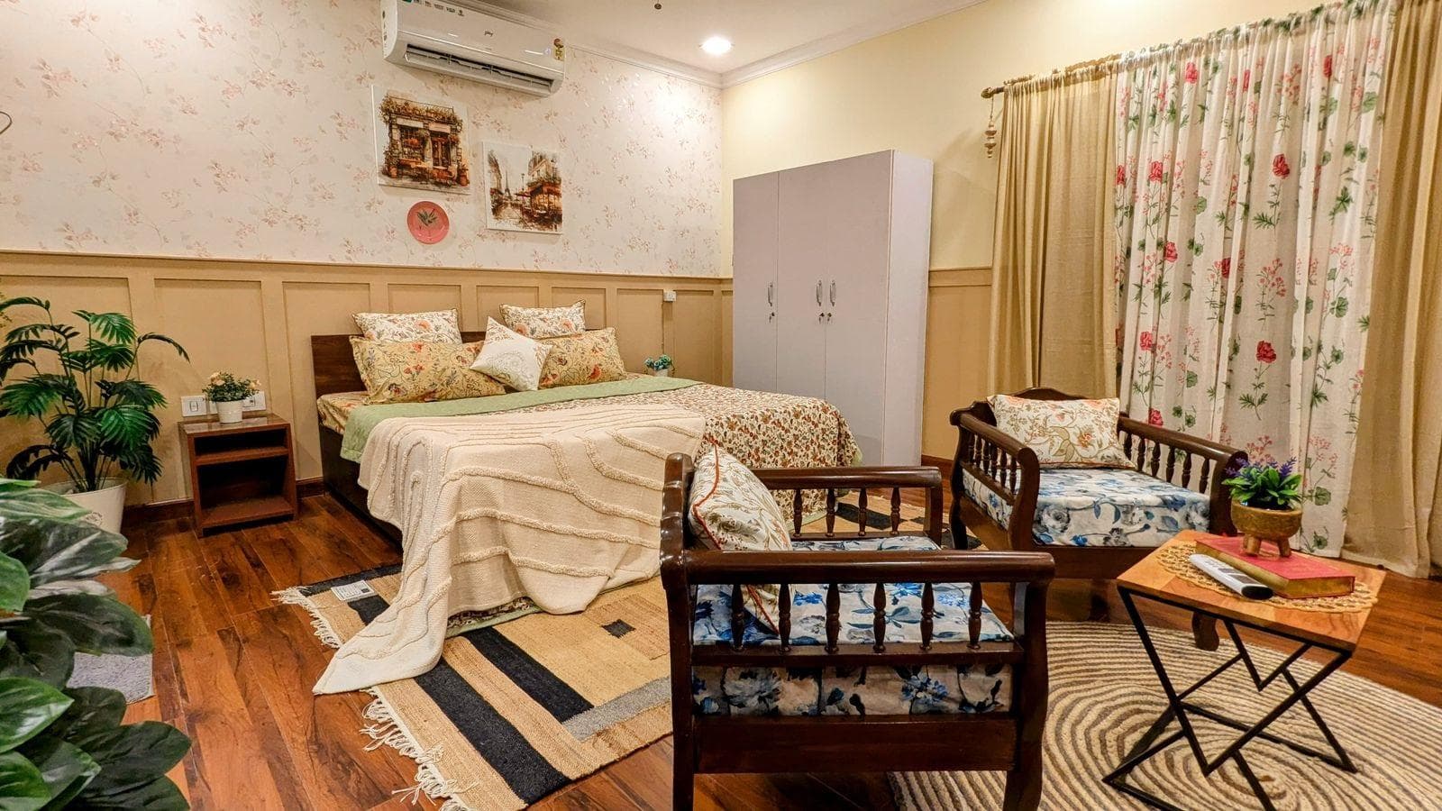 Royal Spark Residency photo 3