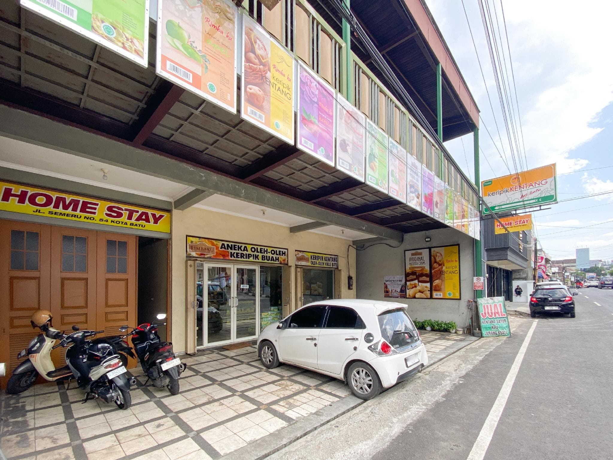 Rimbaku Homestay Syariah near Alun Alun Batu RedPartner photo 5
