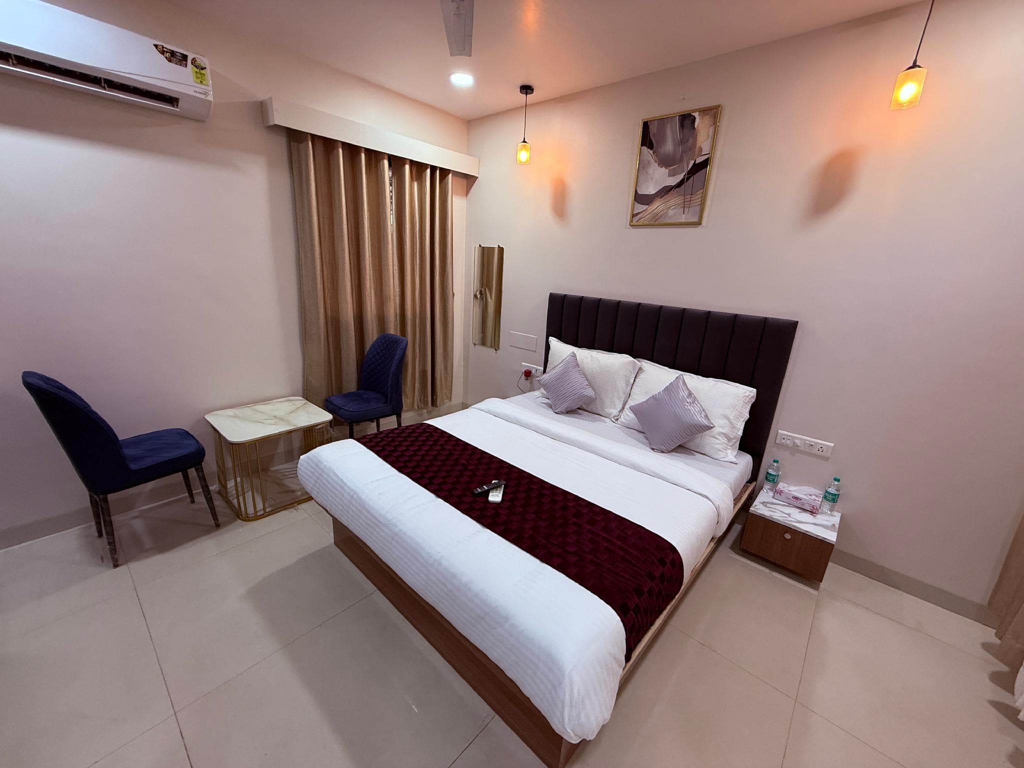 Hotel Silver Leaf photo 2