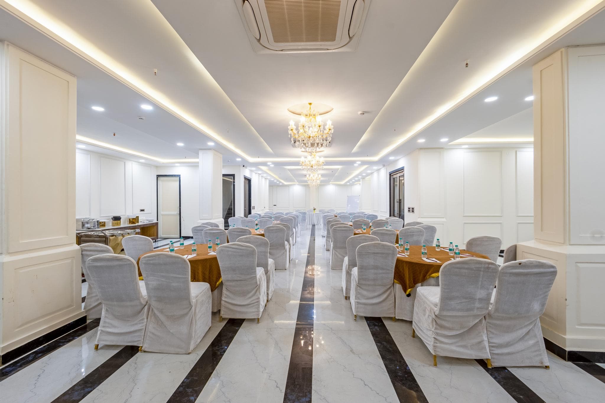 S by Z Hotels, Baani Square photo 5
