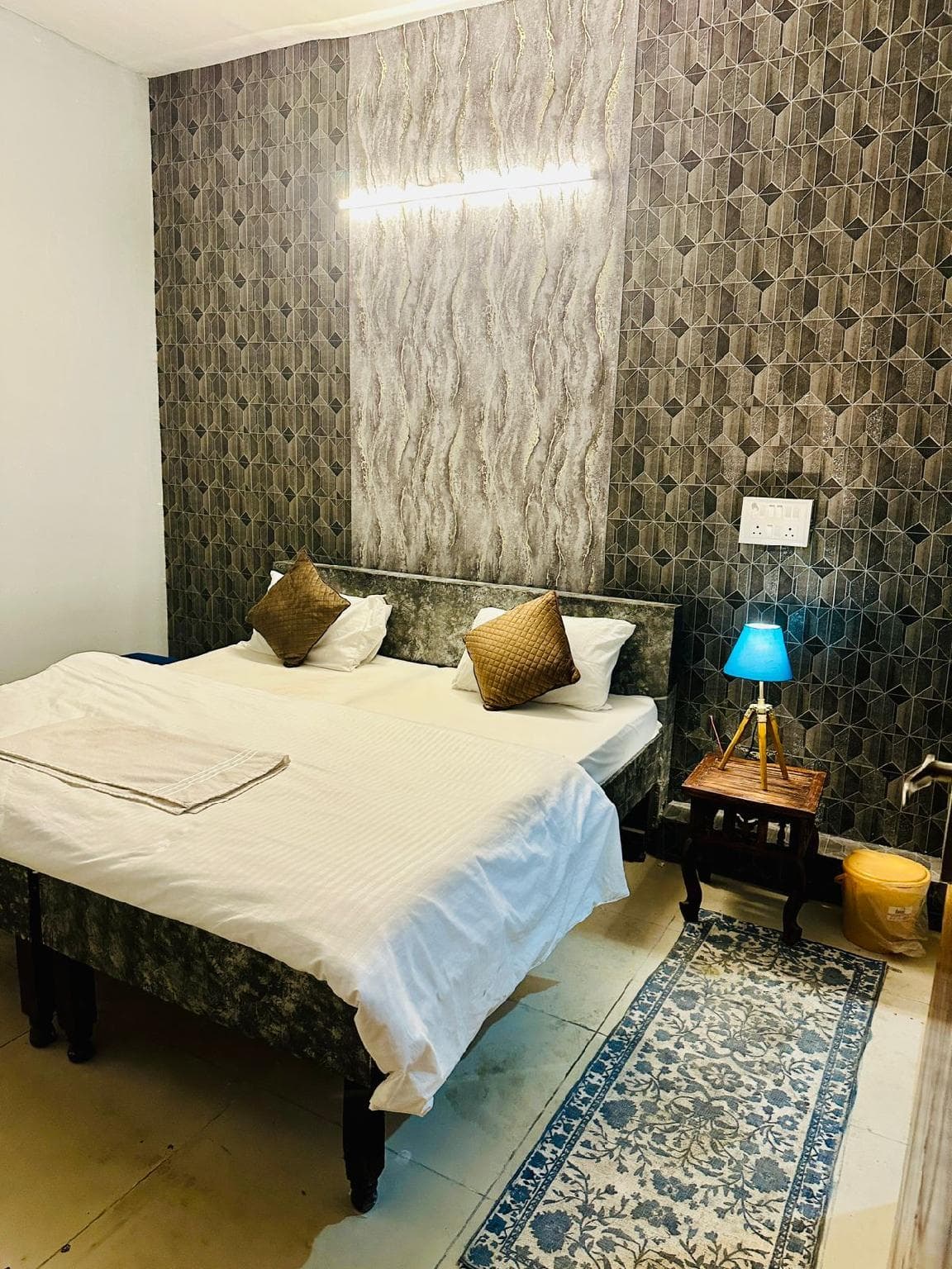 Hotel Stay 21 photo 5