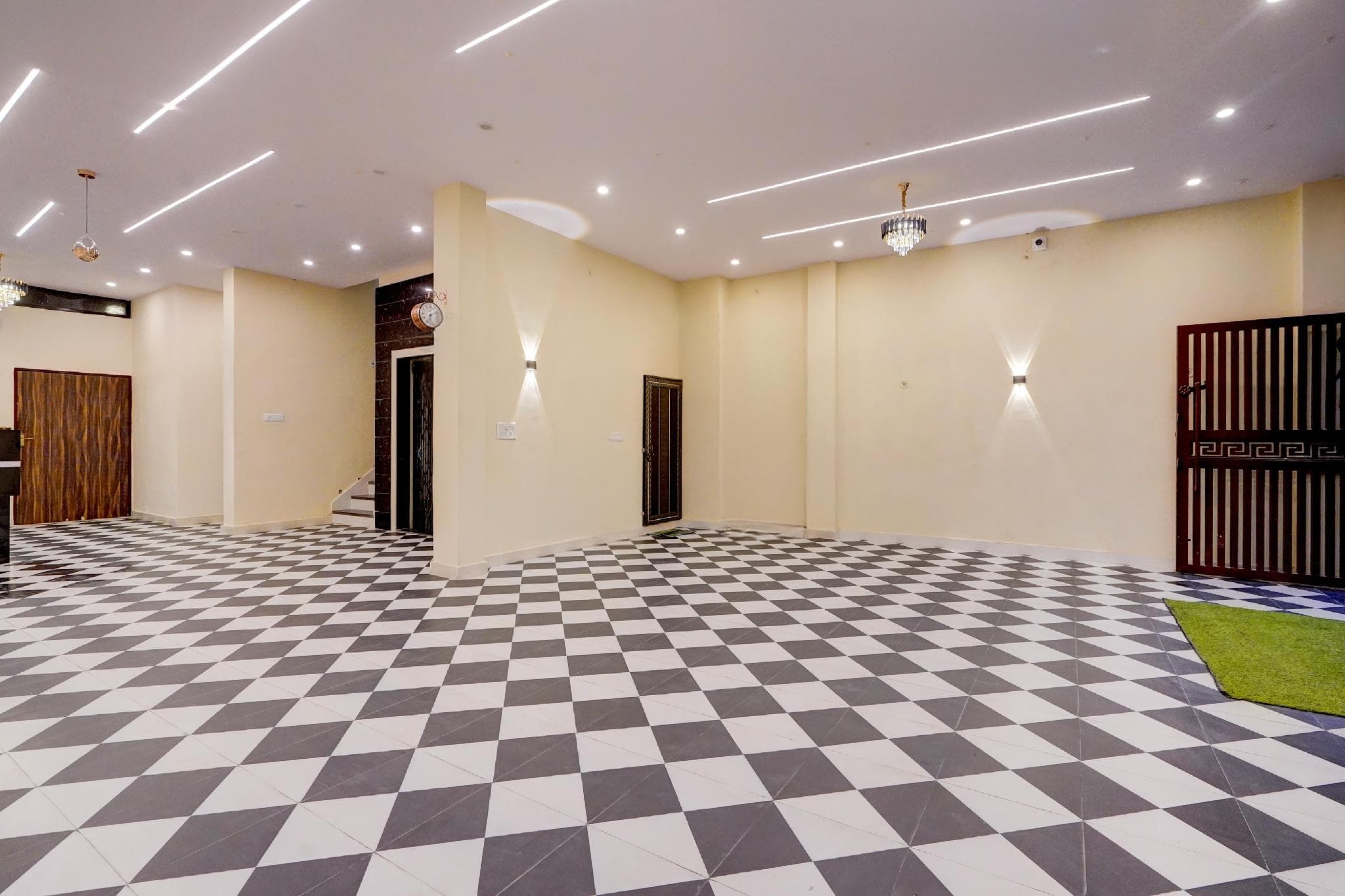 Super OYO Hotel O Varanasi - Prayagraj Crossway Formerly Holiday Home photo 3