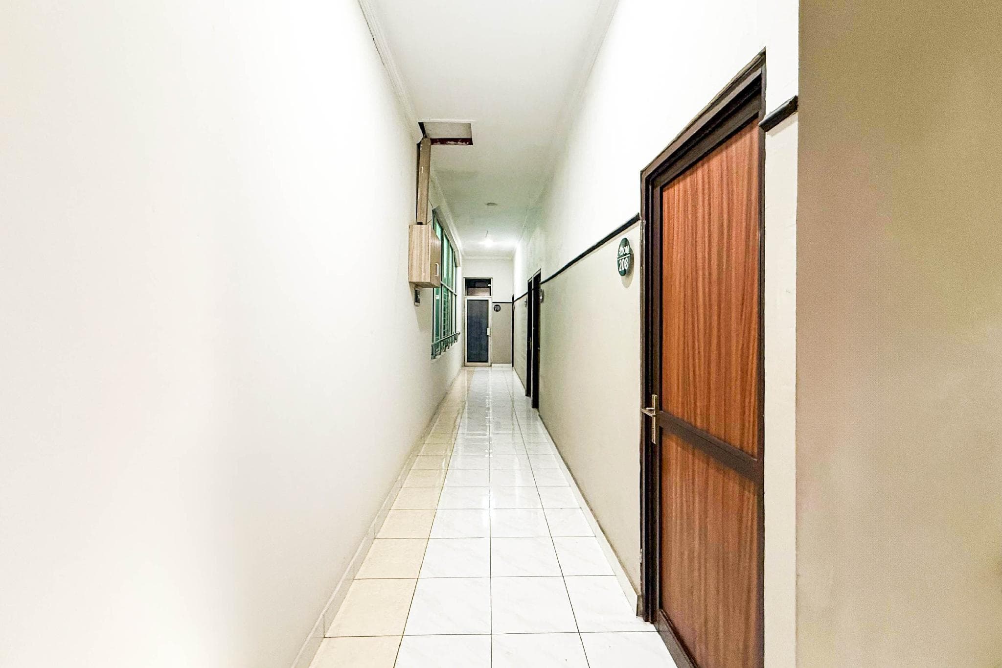 Urbanview Hotel Ultima Logam Bandung photo 3