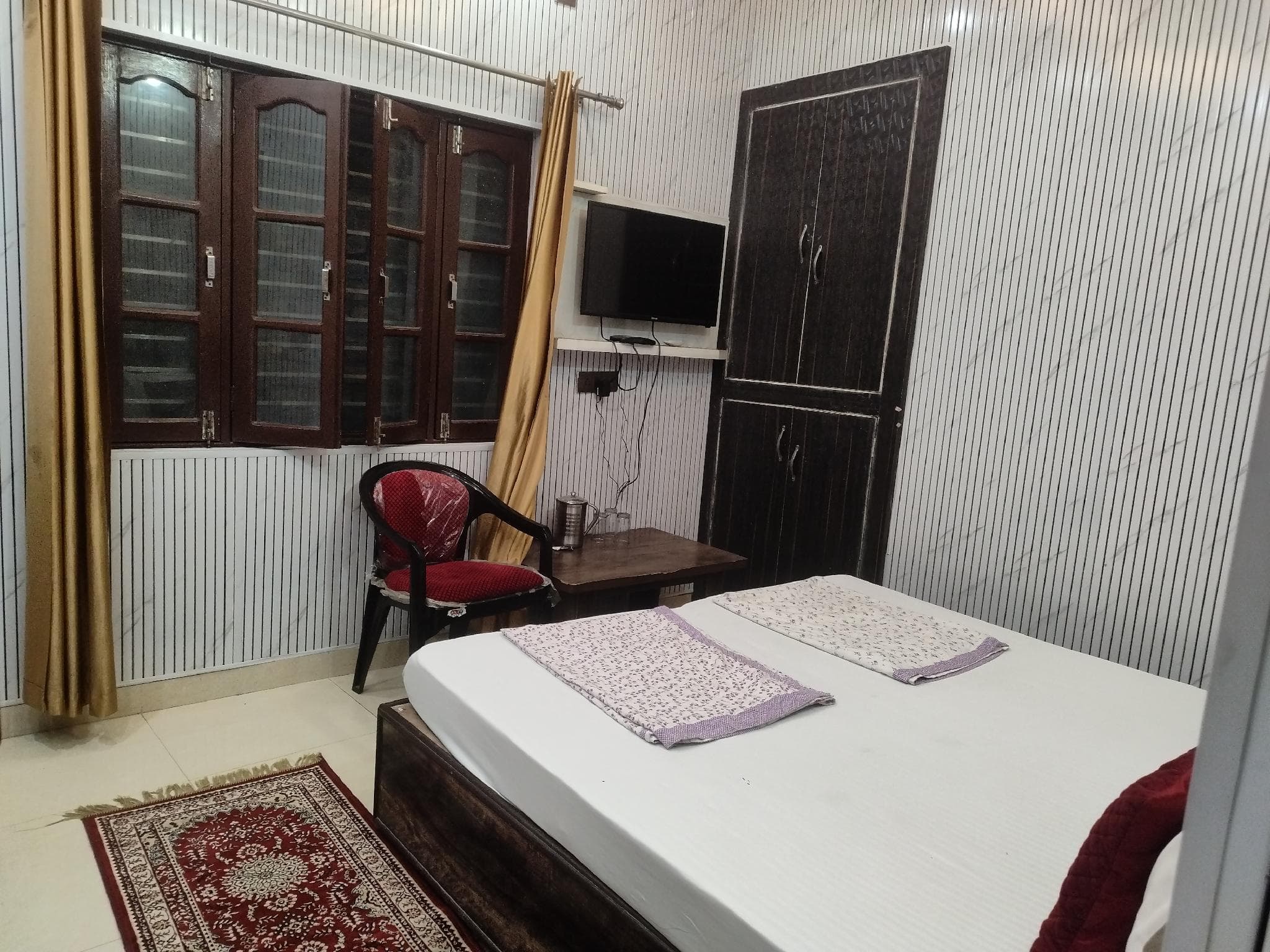 Hotel Sanuj photo 2