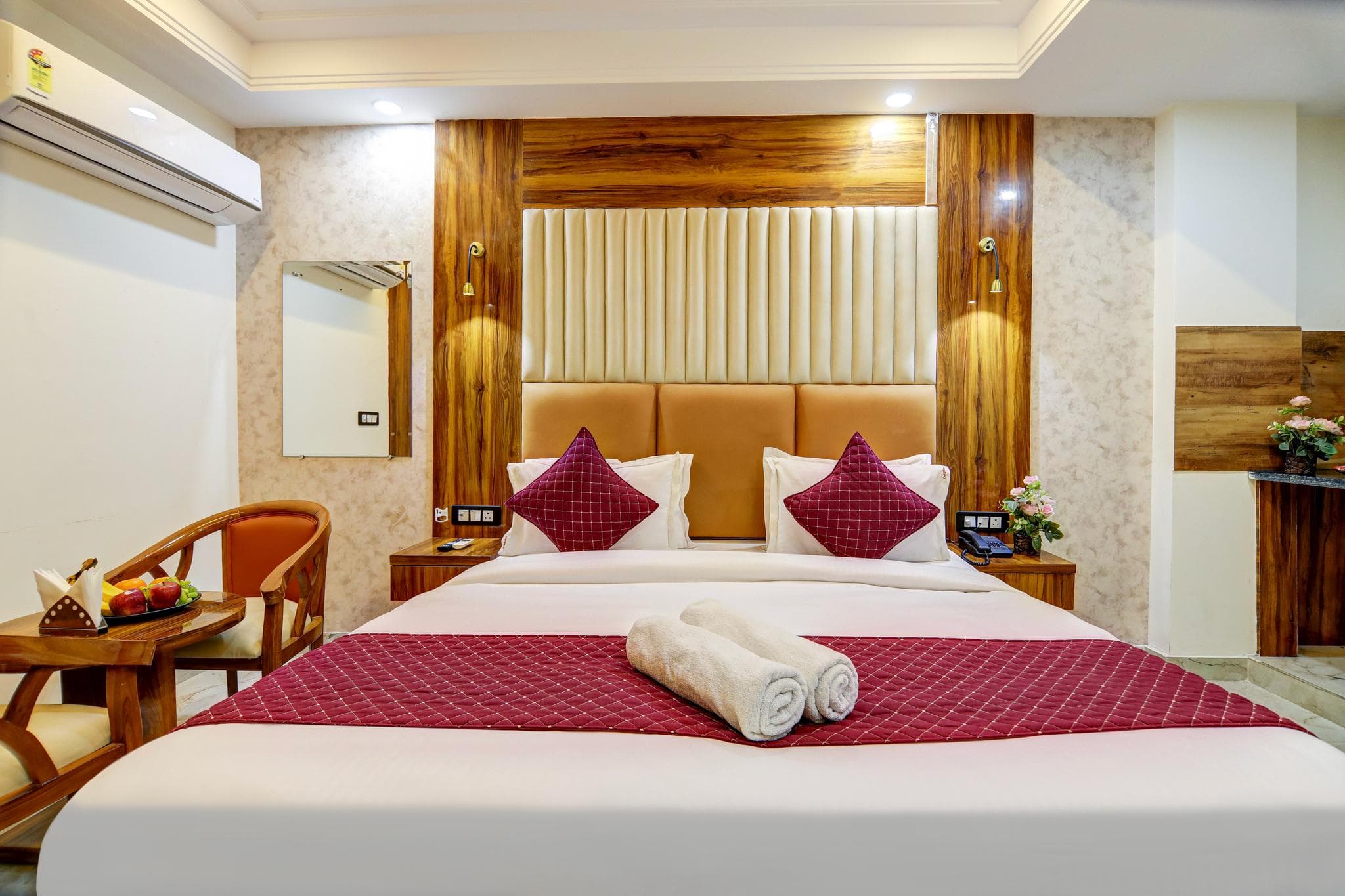 Hotel Euronite Suites Near Delhi IGI Airport photo 2