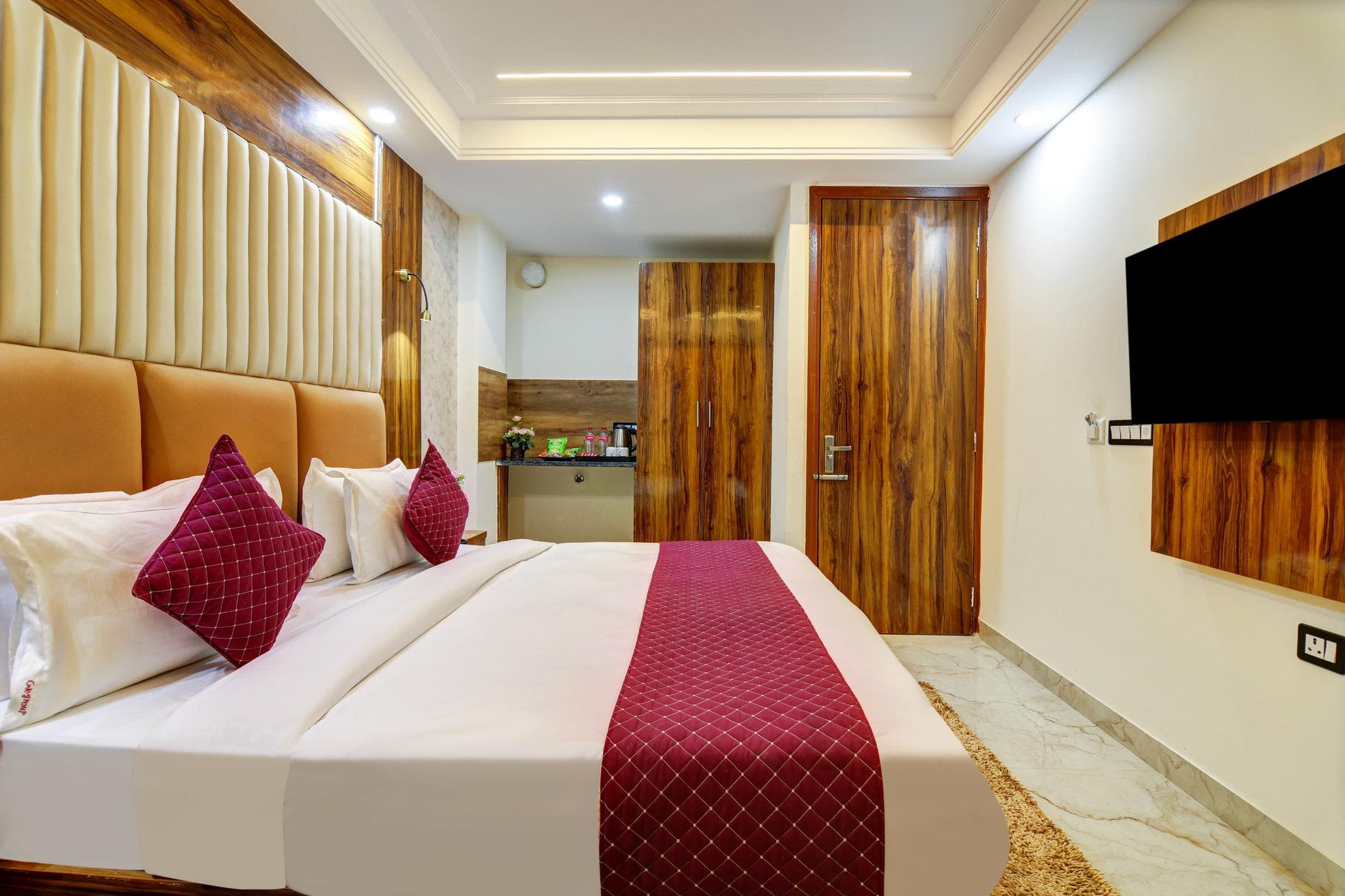 Hotel Euronite Suites Near Delhi IGI Airport photo 5