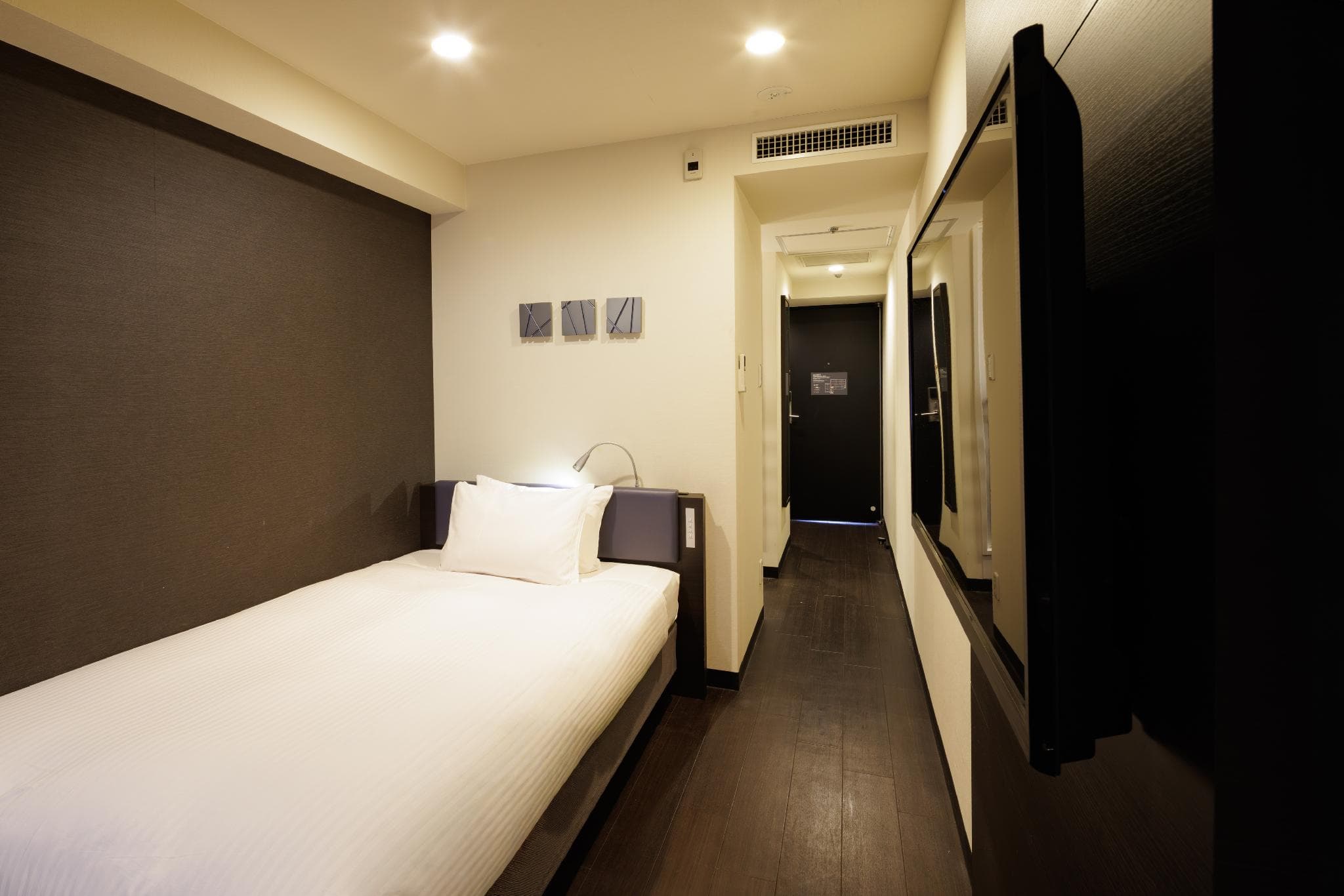 HOTEL AMANEK Osaka Namba photo 2