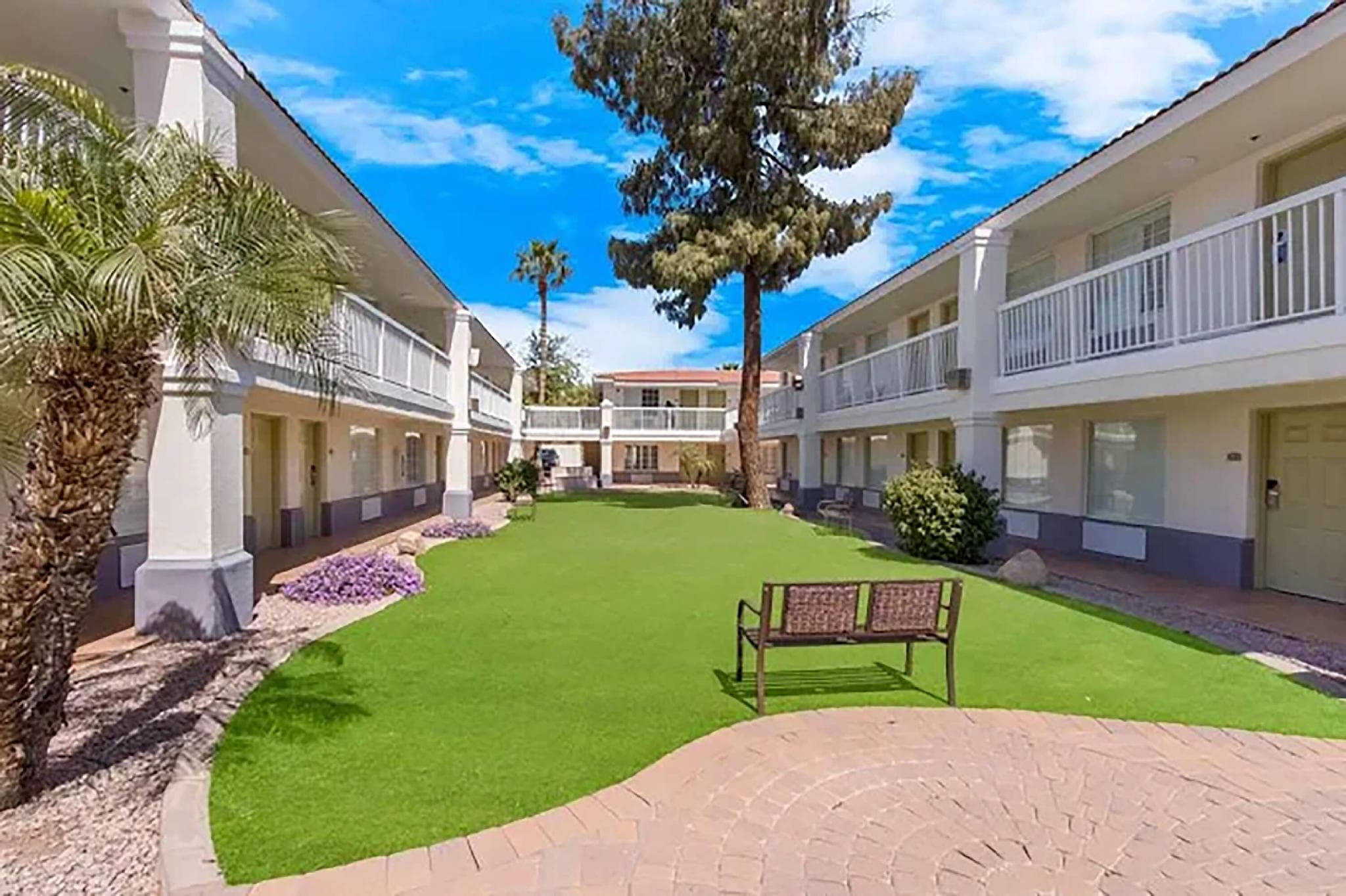 Baymont Inn & Suites by Wyndham Tempe University/Phoenix photo 5