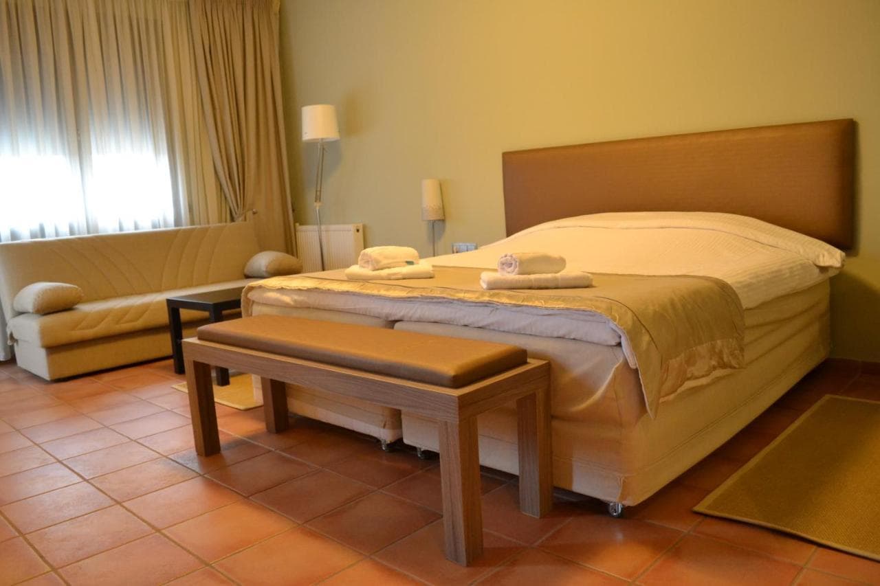 Ellopia Point Hotel photo 2