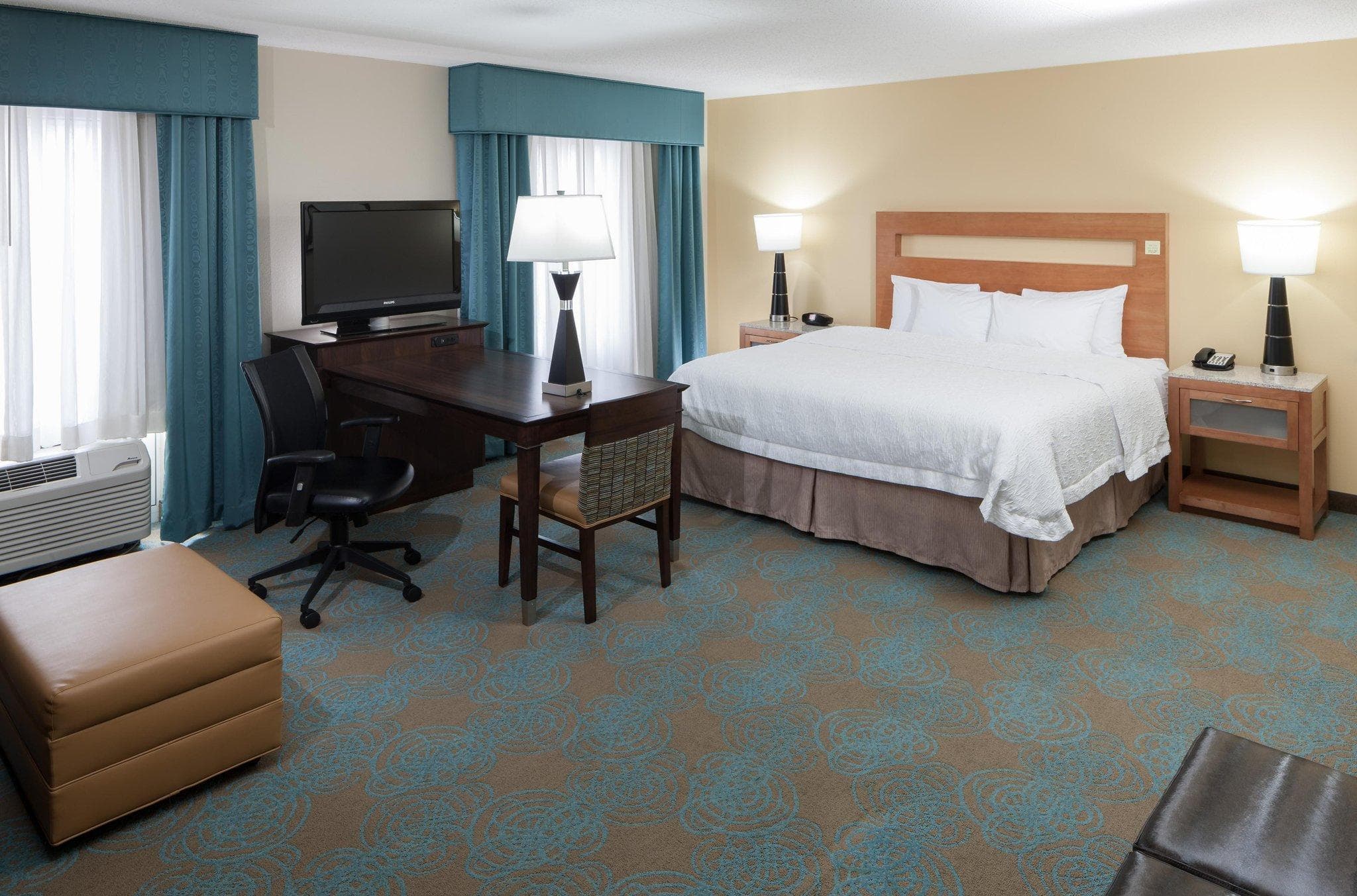Hampton Inn & Suites St. Louis at Forest Park photo 3