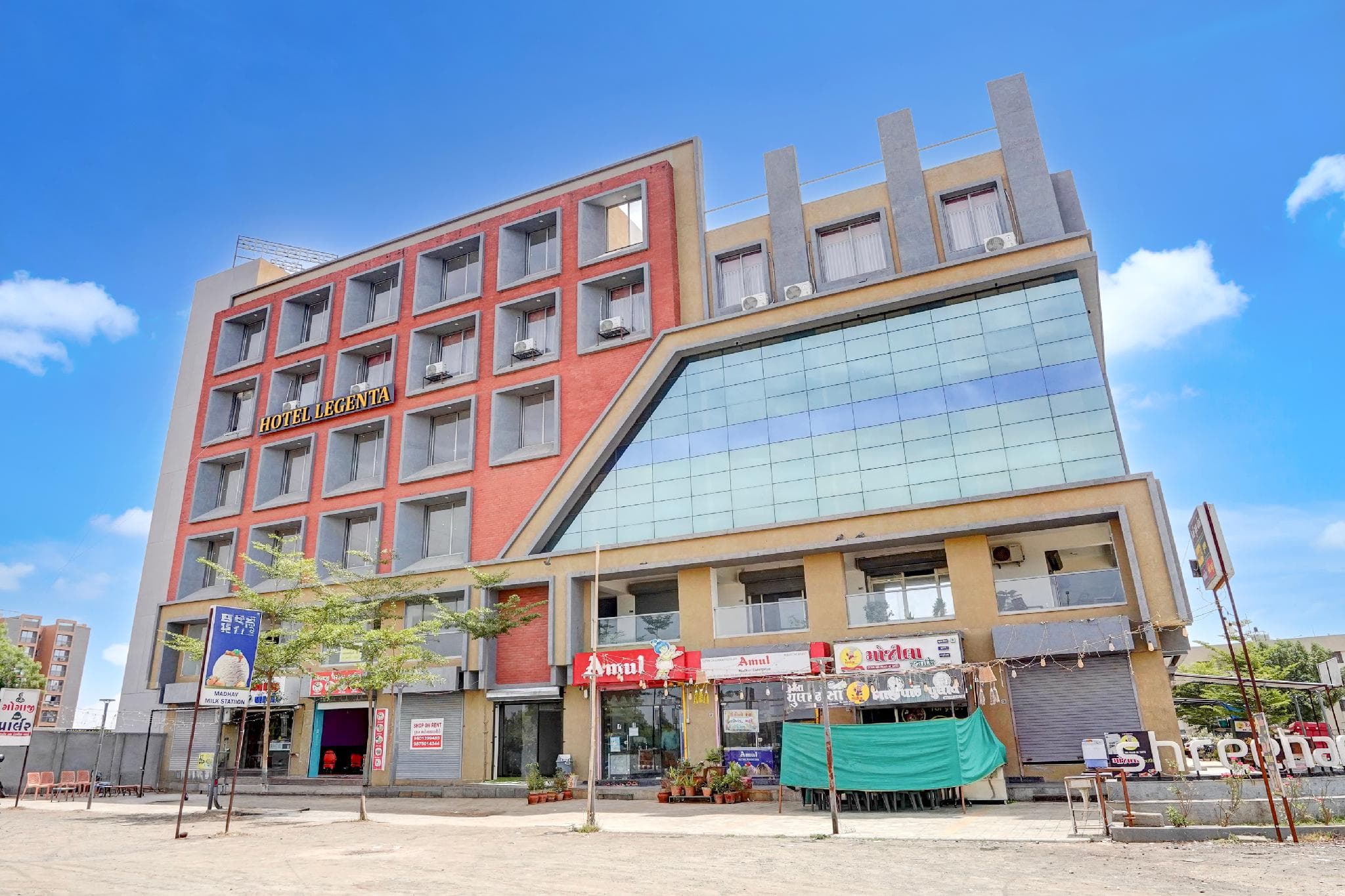 HOTEL LEGENTA photo 4