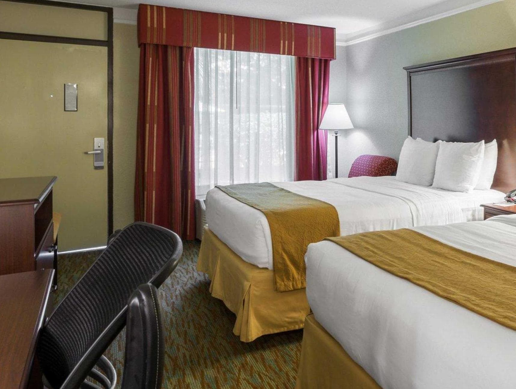 Clarion Inn Conference Center photo 4
